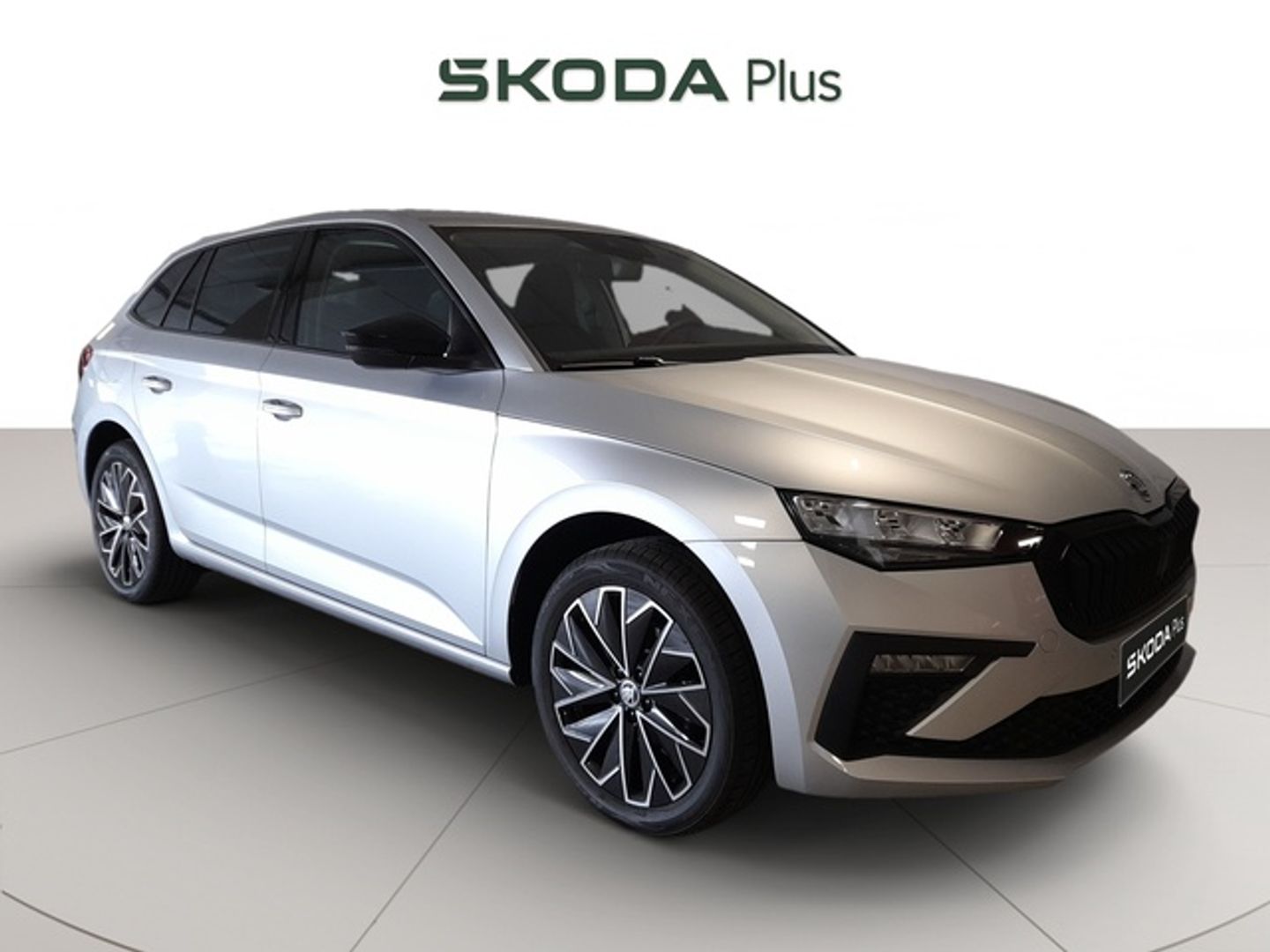Skoda Scala 1.0 TSI Selection 85 kW (115 CV) Gris Plata Sedan