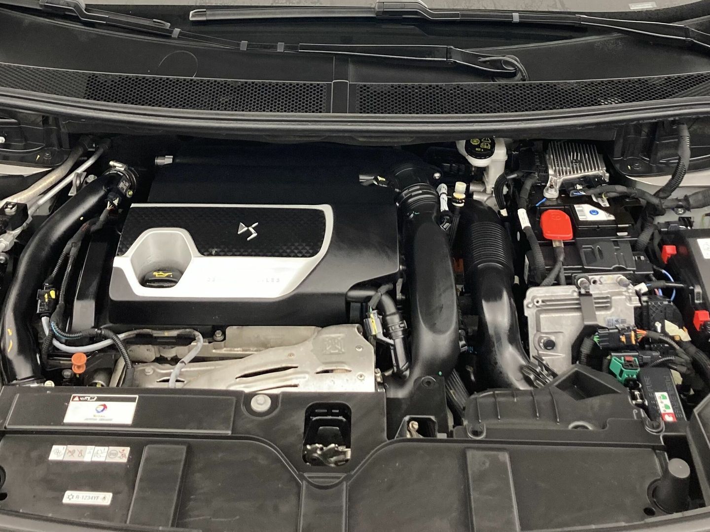 DS DS7 Crossback E-Tense 300 Performance Line+ 4WD Auto 221 kW (300 CV)