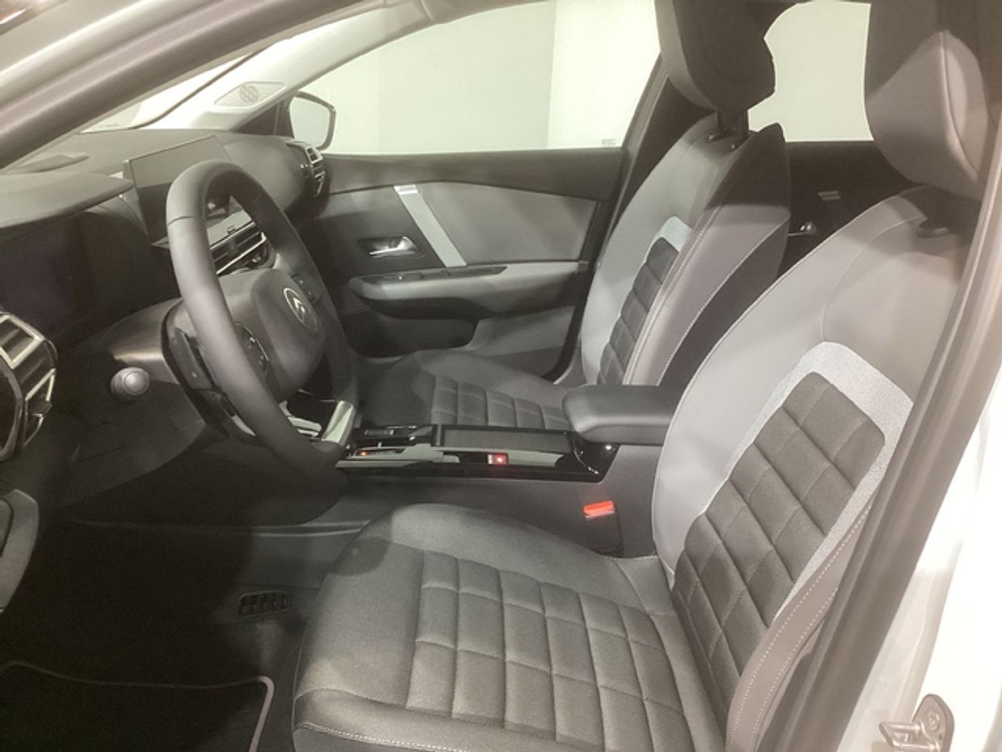 Citroen C4 Collection Hybrid ë-DCS6 107 kW (145 CV)