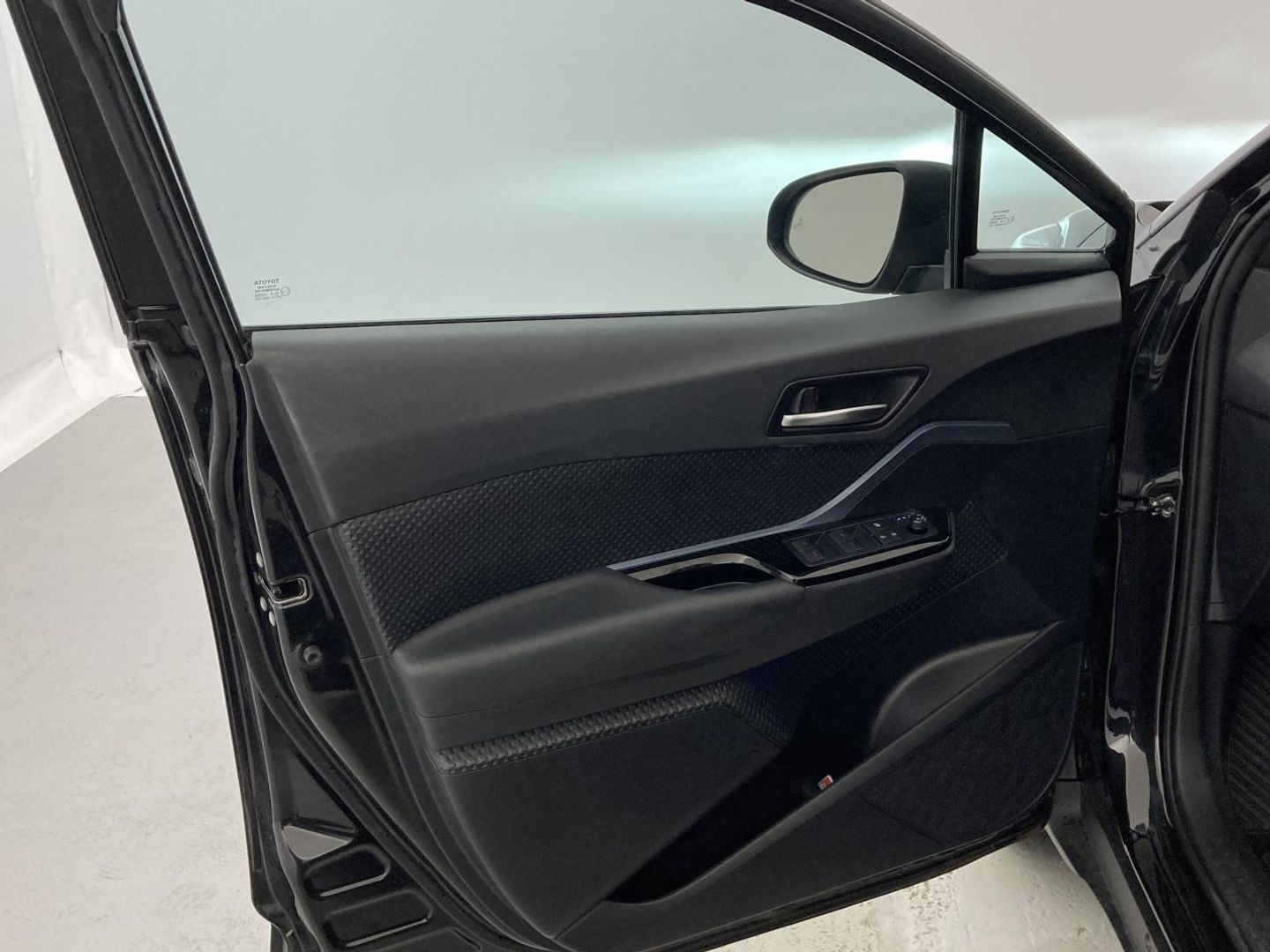Toyota C-HR 1.8 125H Active 90 kW (122 CV)