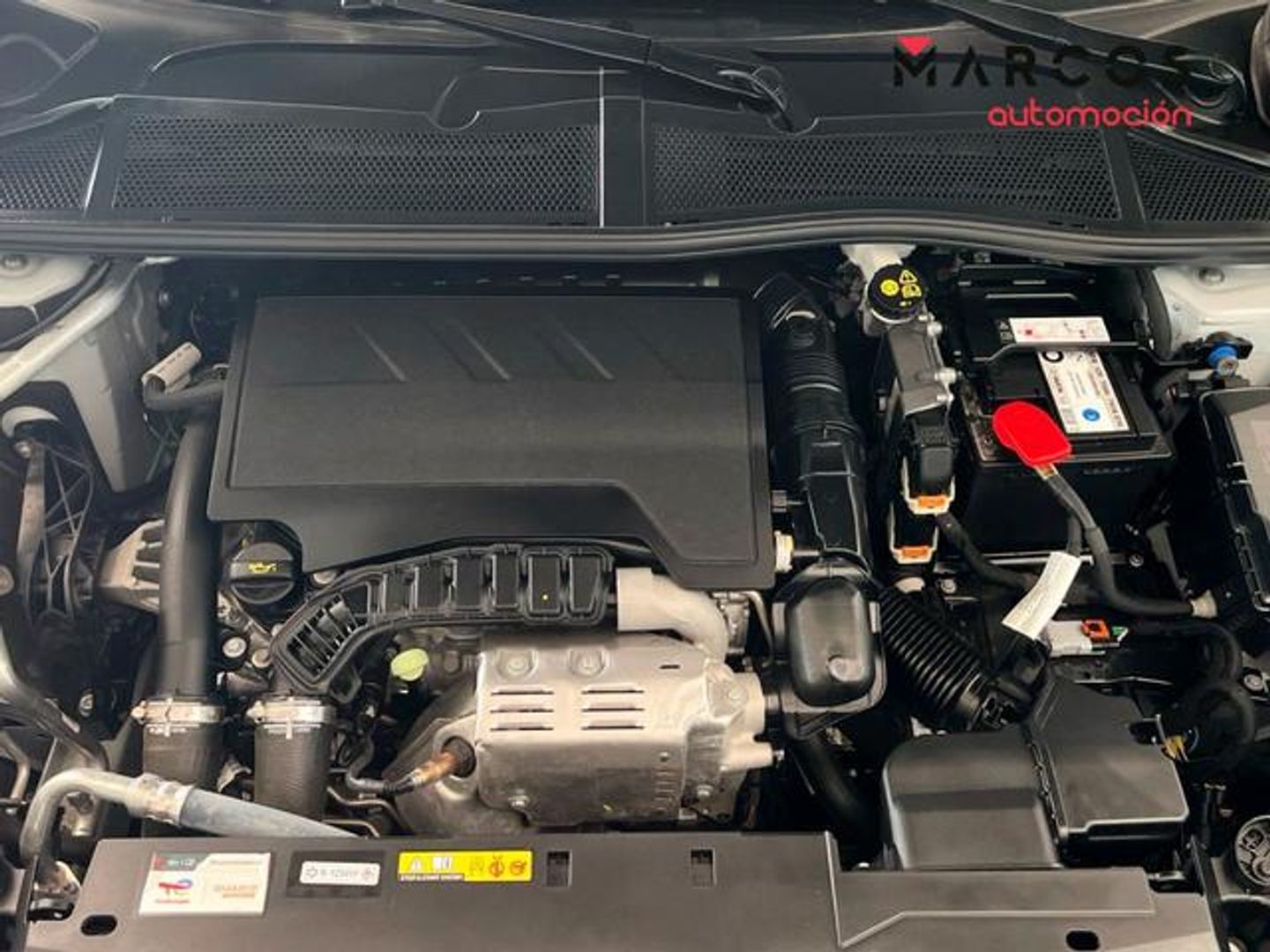 Peugeot 408 Puretech 130 Allure EAT8 96 kW (130 CV)