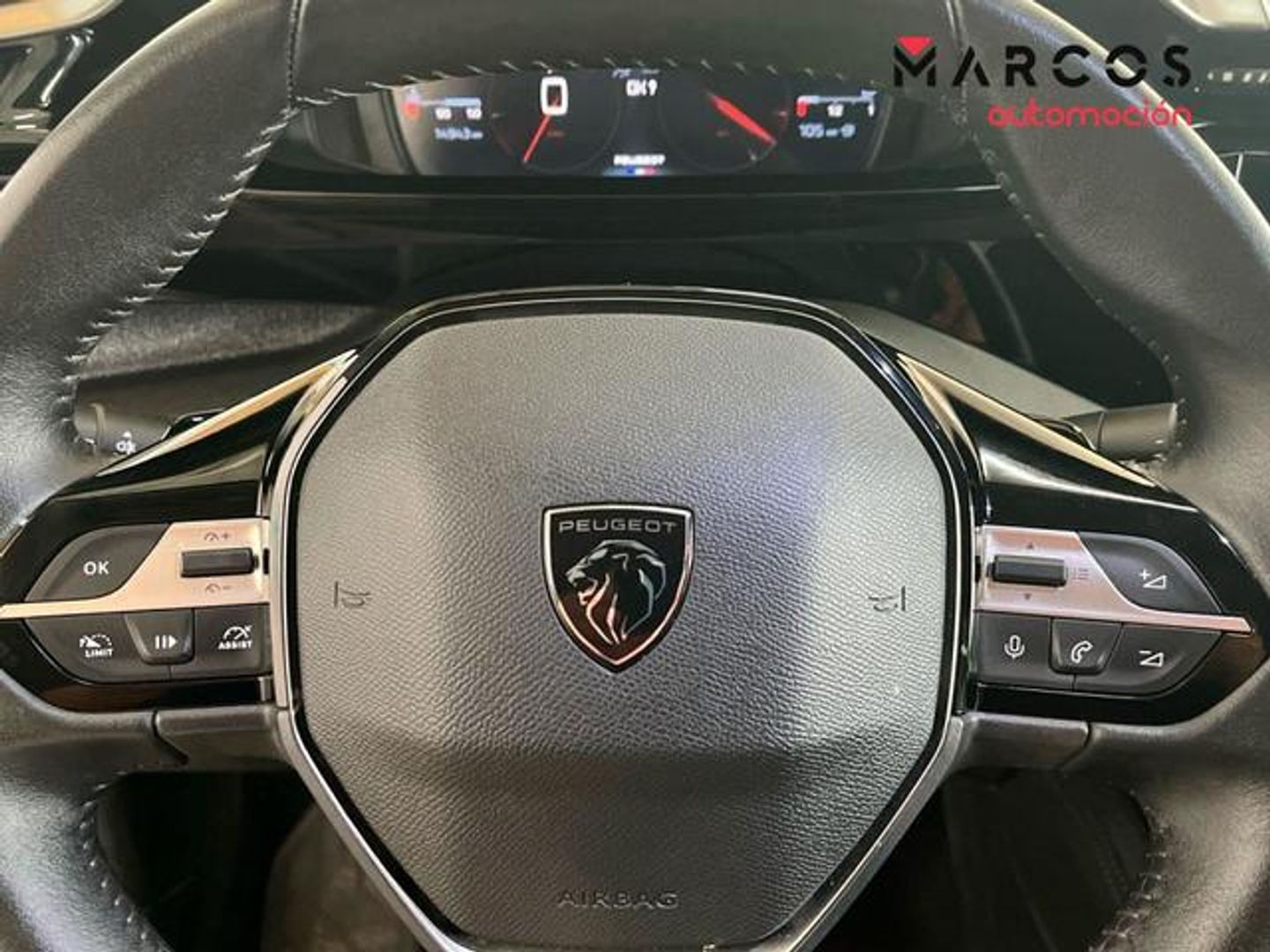 Peugeot 408 Puretech 130 Allure EAT8 96 kW (130 CV)
