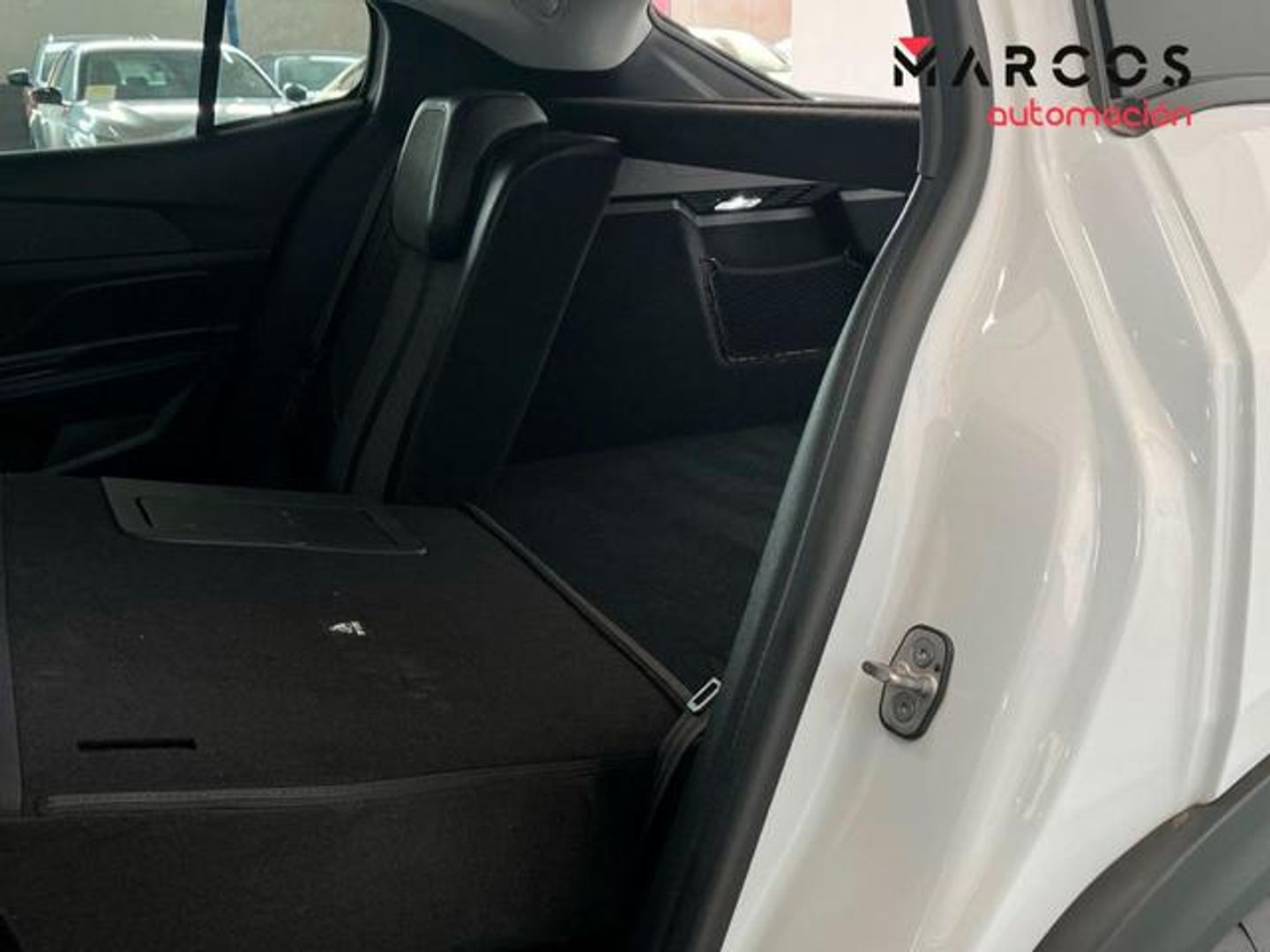 Peugeot 408 Puretech 130 Allure EAT8 96 kW (130 CV)