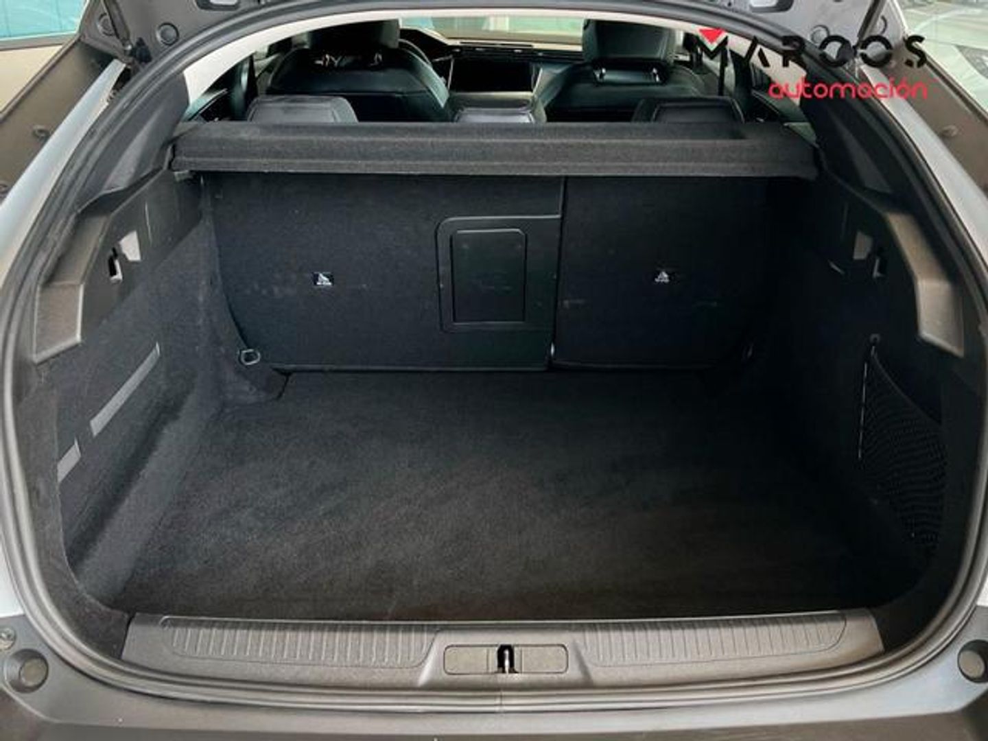 Peugeot 408 Puretech 130 Allure EAT8 96 kW (130 CV)