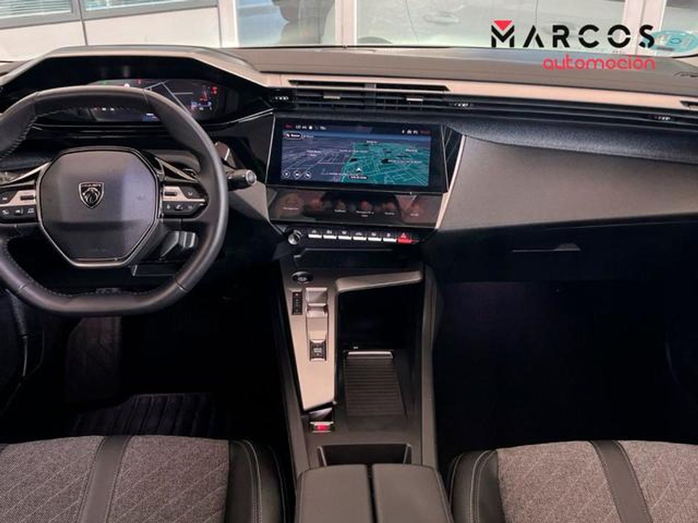 Peugeot 408 Puretech 130 Allure EAT8 96 kW (130 CV)