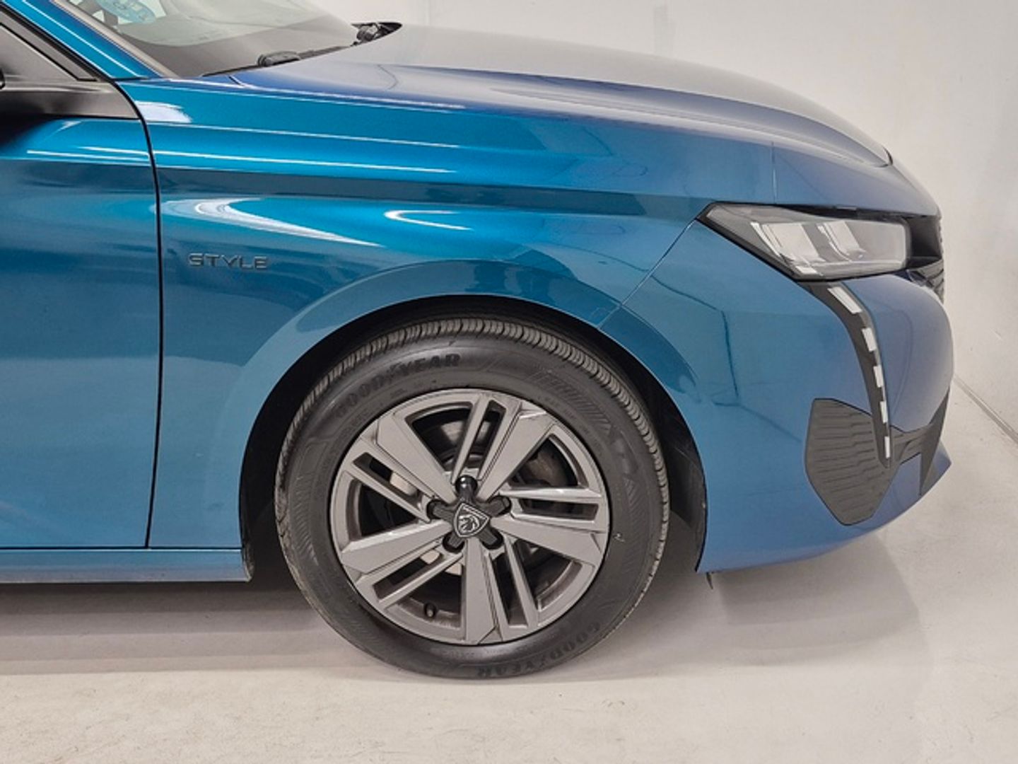 Peugeot 308 PureTech 130 S&S Style EAT8 96 kW (130 CV)