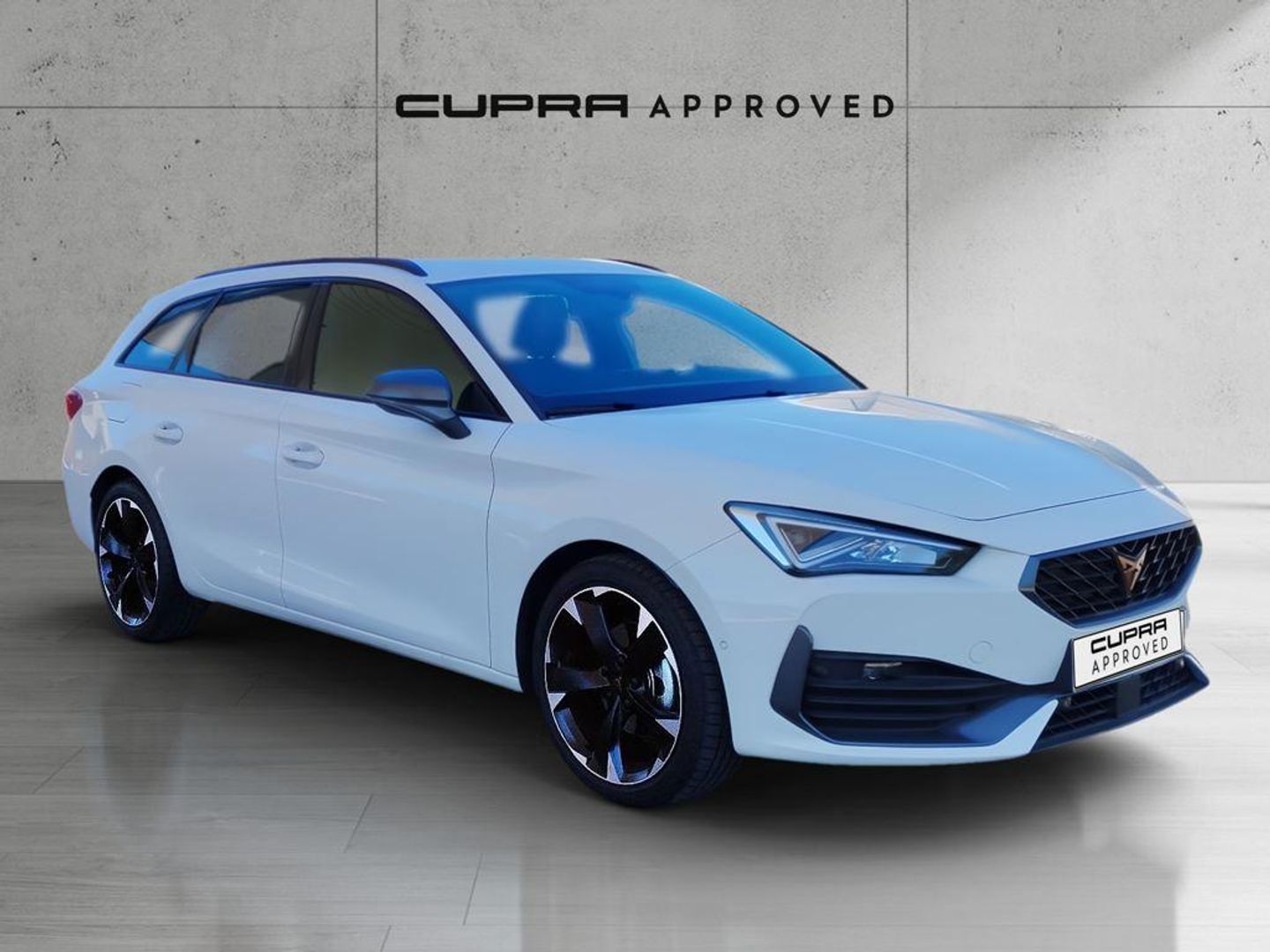 CUPRA Leon Sportstourer 1.5 eTSI DSG 110 kW (150 CV) Blanco Familiar