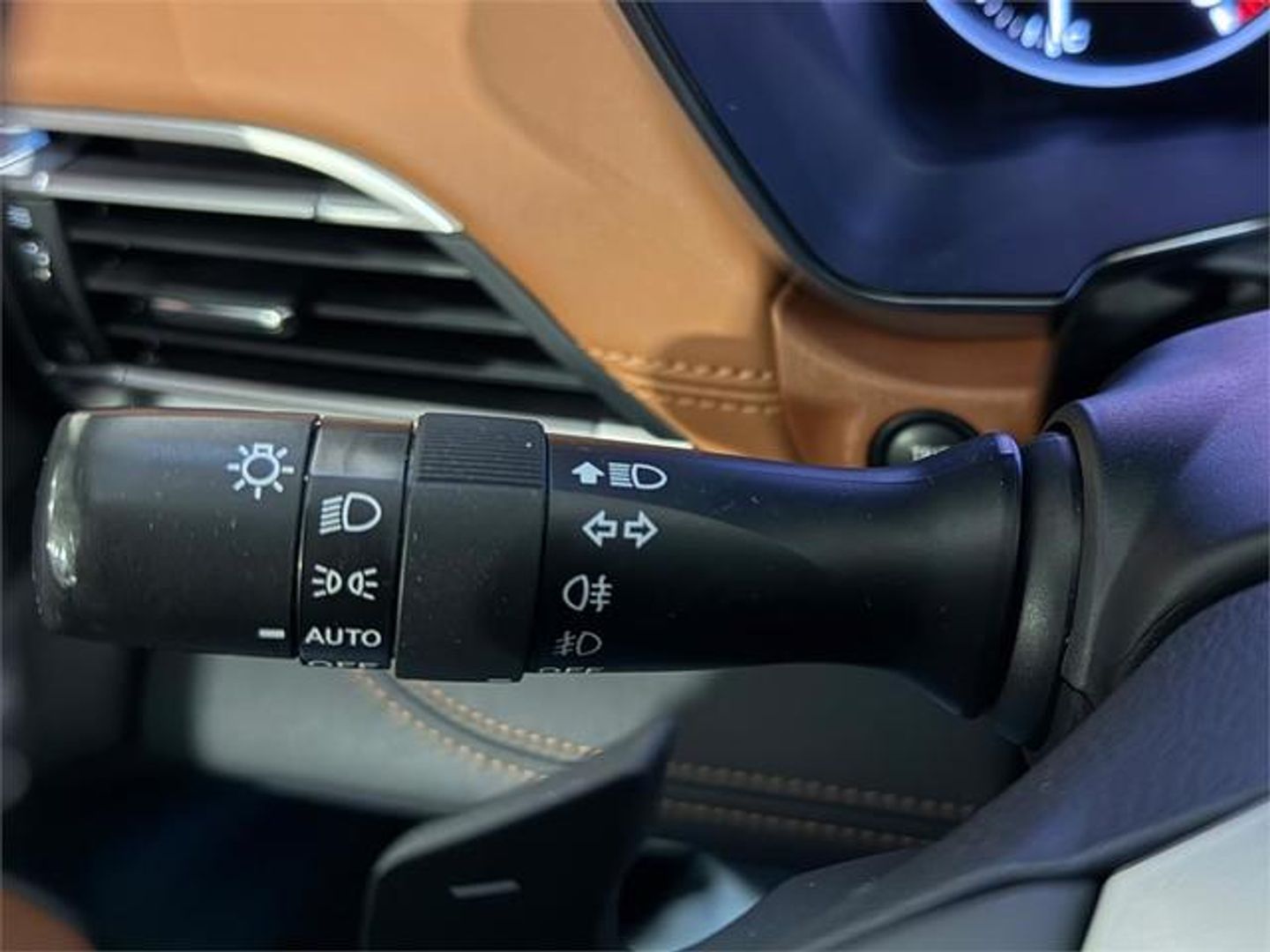 Subaru Outback 2.5i Active AWD CVT 124 kW (169 CV)