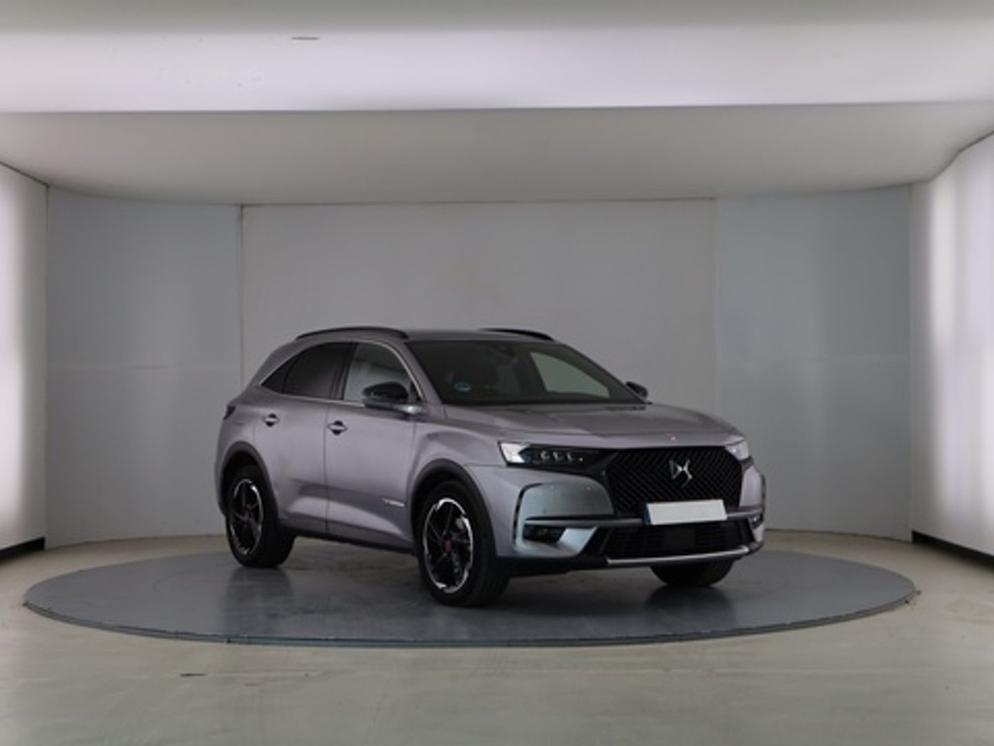 DS DS7 Crossback BlueHDi 130 DE Performance Line AT 96 kW (130 CV)