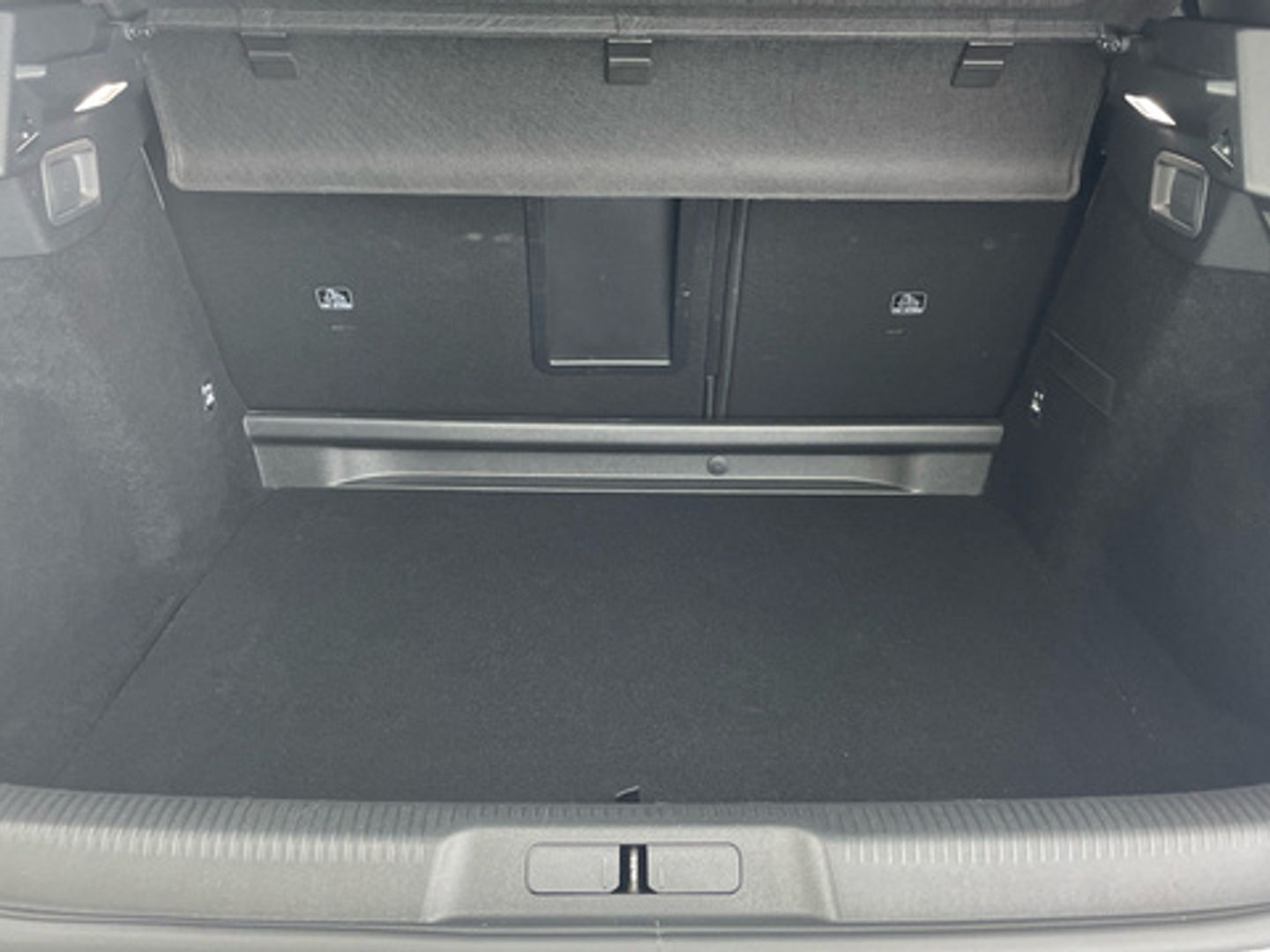 DS DS7 Crossback BlueHDi 130 DE Performance Line AT 96 kW (130 CV)