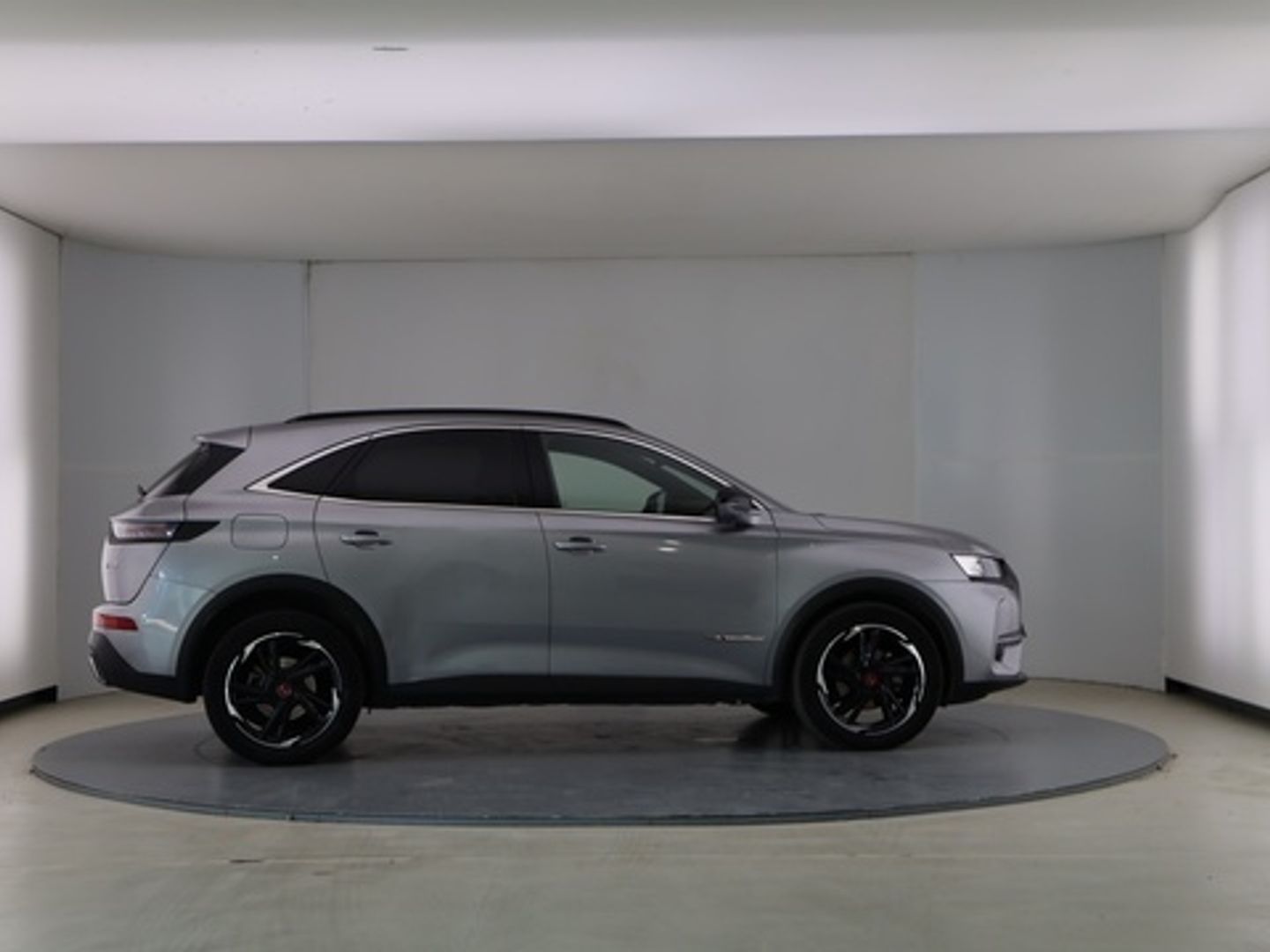 DS DS7 Crossback BlueHDi 130 DE Performance Line AT 96 kW (130 CV)