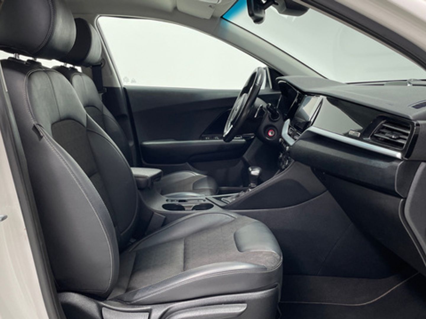Kia Niro 1.6 GDi PHEV Híbrido Drive 104 kW (141 CV)