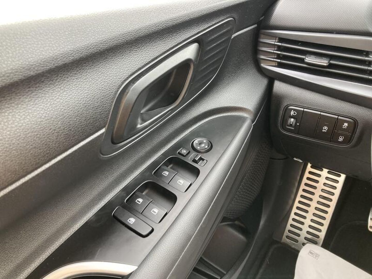 Hyundai Bayon 1.0 TGDI 48V Maxx 74 kW (100 CV)