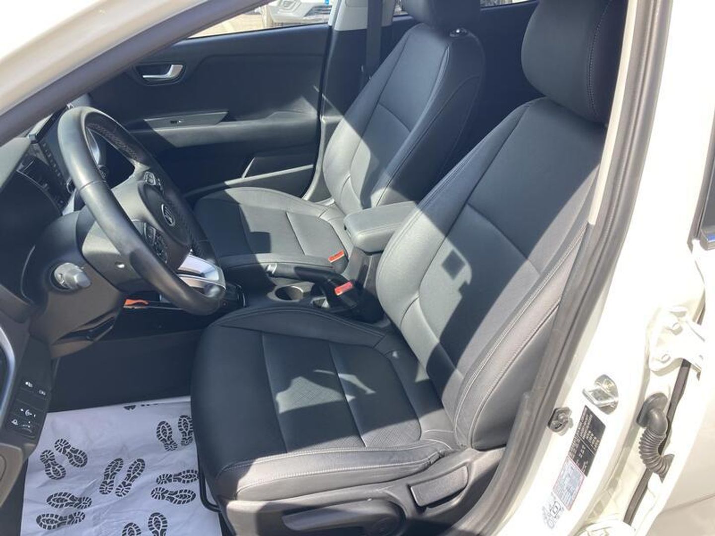 Kia Stonic 1.0 T-GDi Black Edition DCT 88 kW (120 CV)