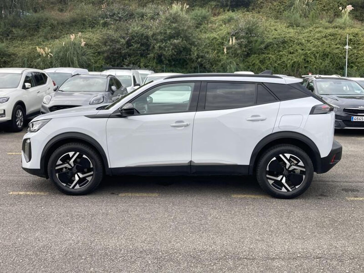 Peugeot 2008 PureTech 100 S&S Allure 75 kW (100 CV)