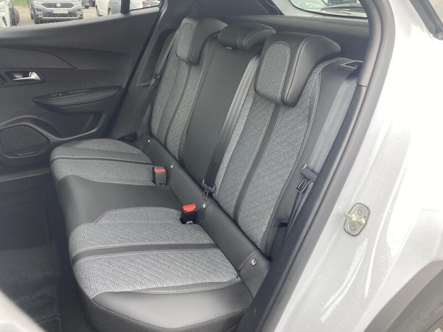 Peugeot 2008 PureTech 100 S&S Allure 75 kW (100 CV)