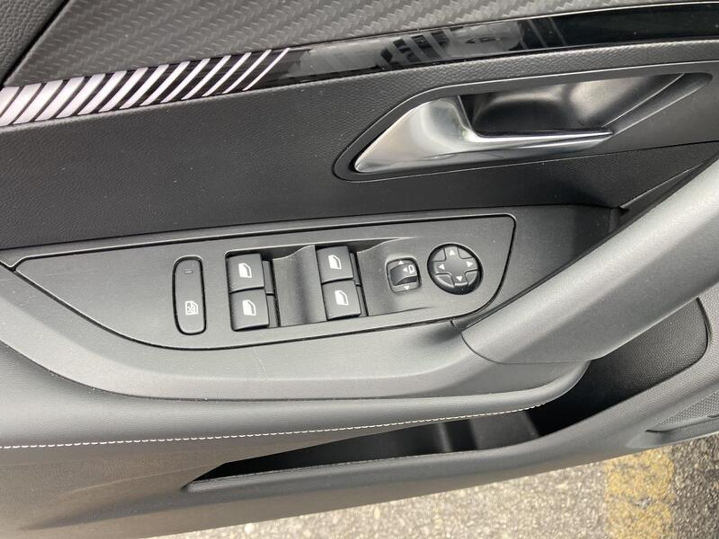 Peugeot 2008 PureTech 100 S&S Allure 75 kW (100 CV)