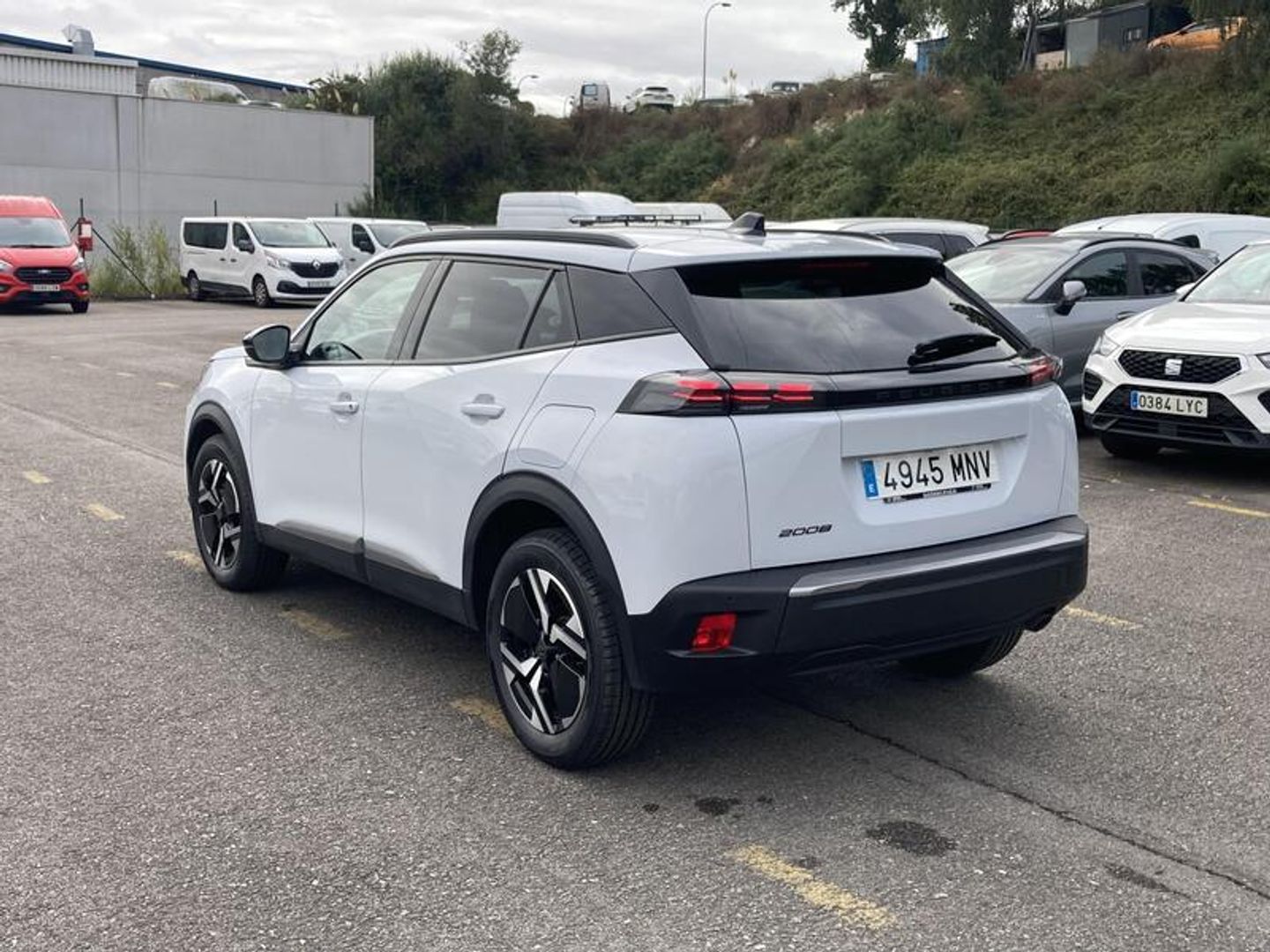 Peugeot 2008 PureTech 100 S&S Allure 75 kW (100 CV)