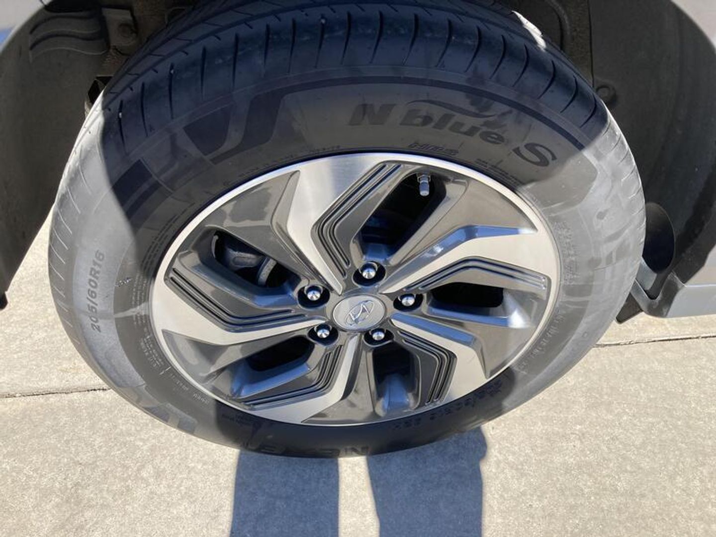 Hyundai Kona 1.6 GDI HEV Tecno 2C DCT 104 kW (141 CV)