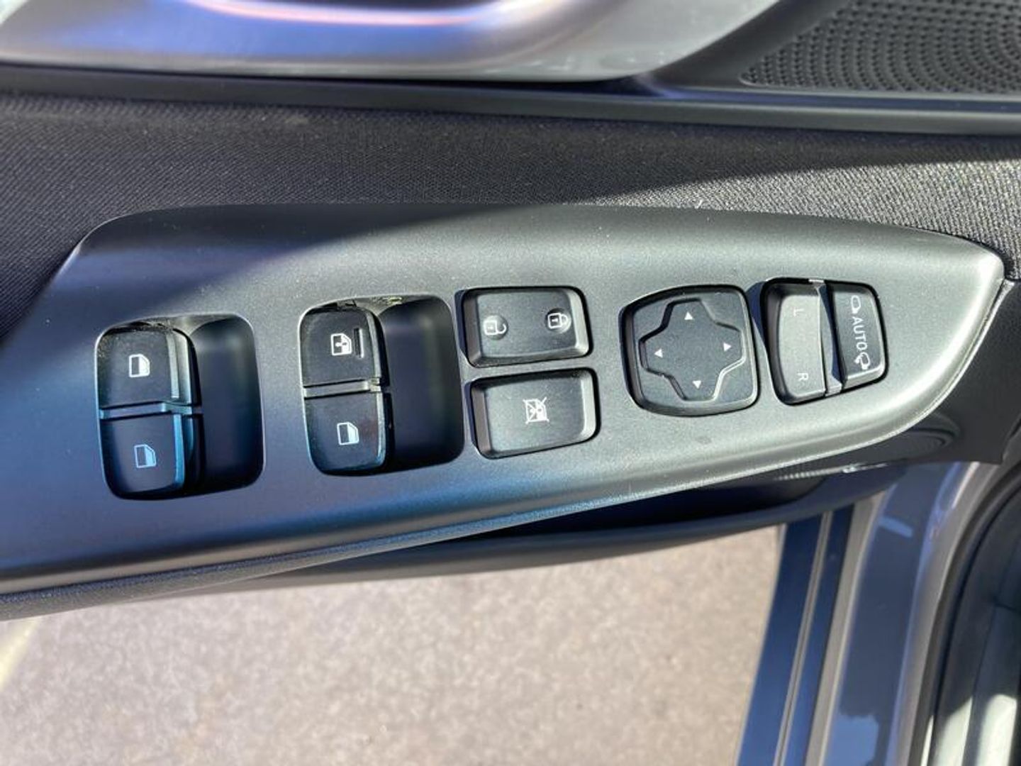 Hyundai Kona 1.6 GDI HEV Tecno 2C DCT 104 kW (141 CV)