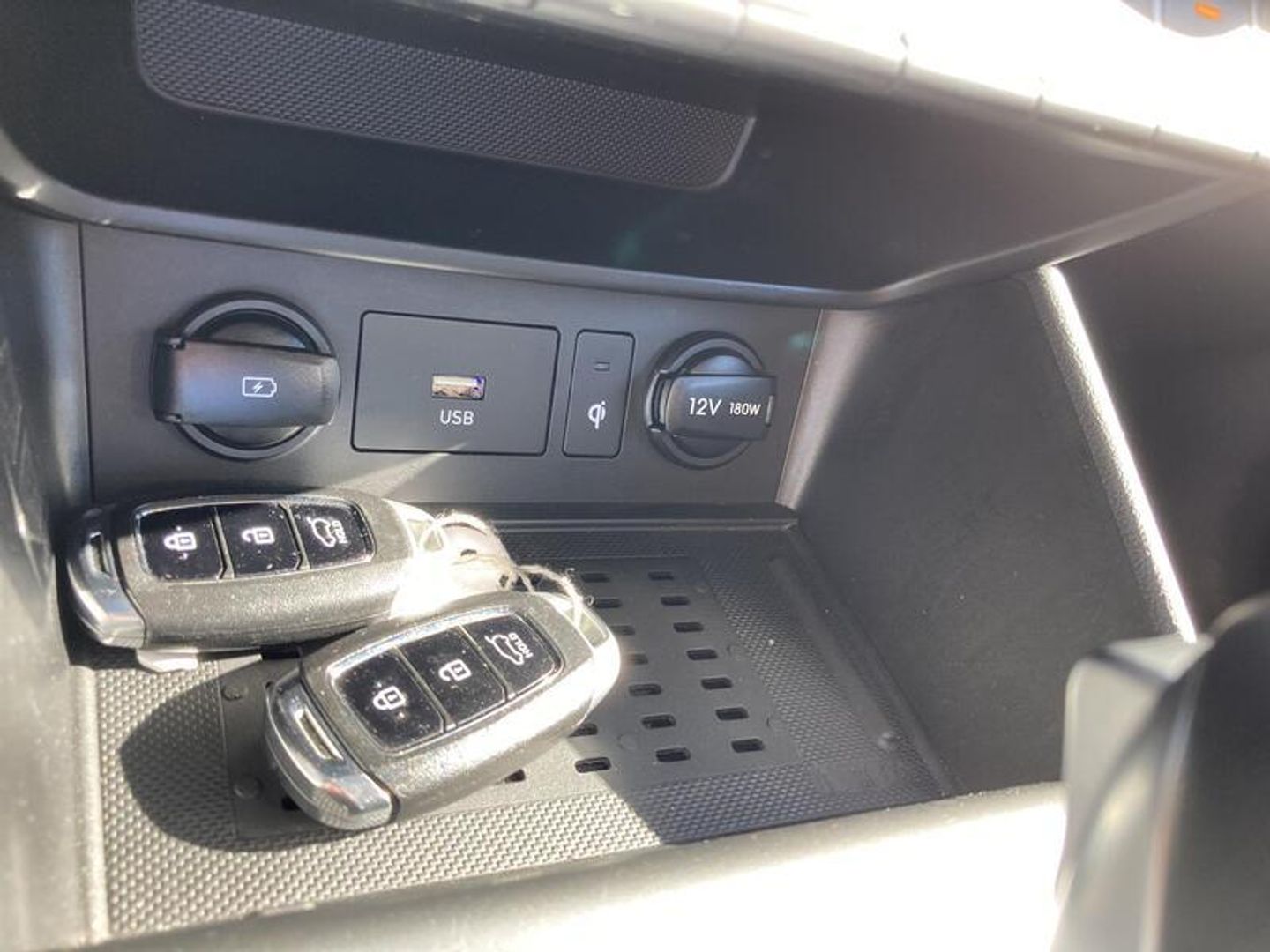Hyundai Kona 1.6 GDI HEV Tecno 2C DCT 104 kW (141 CV)