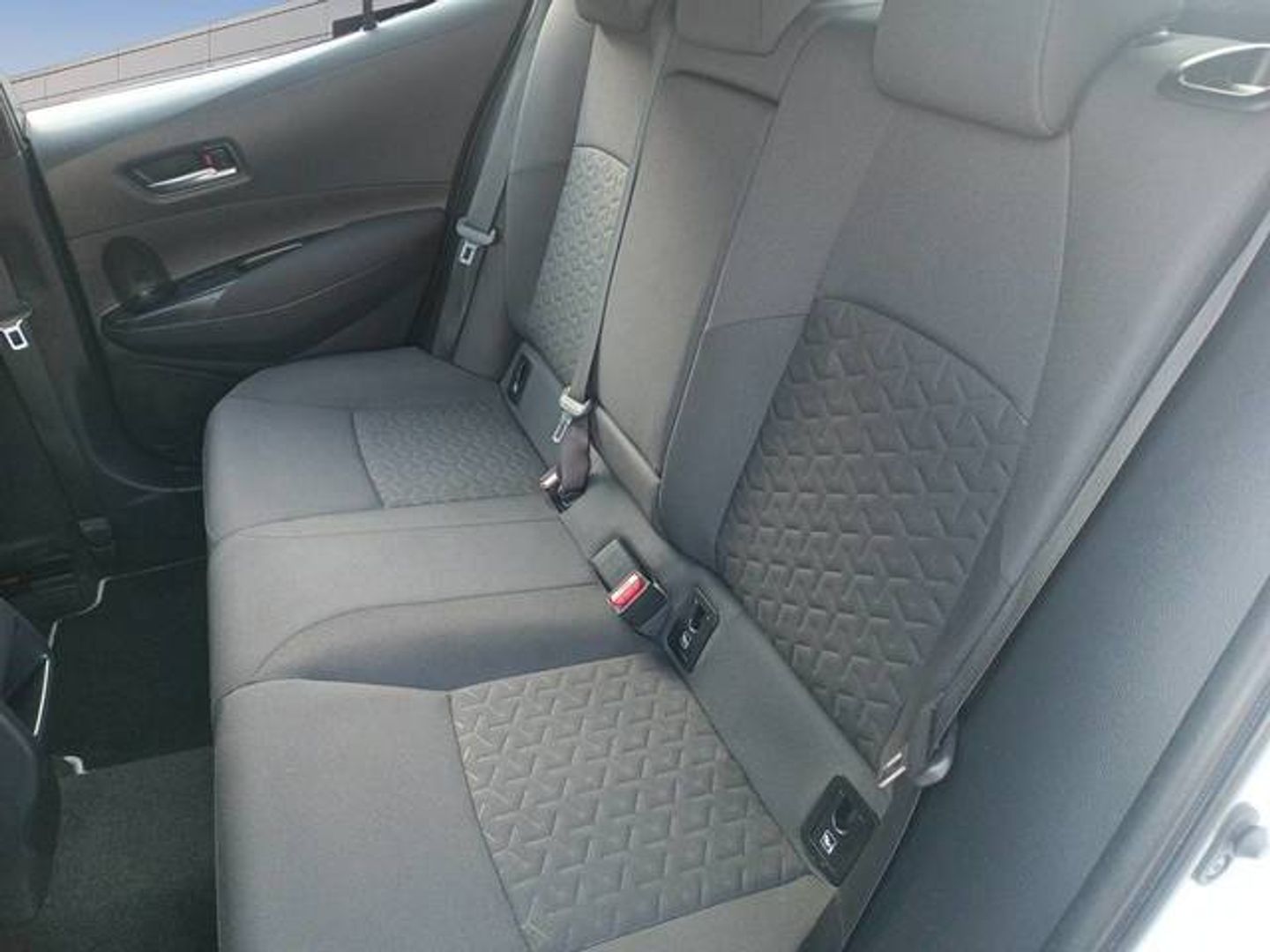 Toyota Corolla 1.8 125 Híbrido Active Tech E-CVT 90 kW (122 CV)