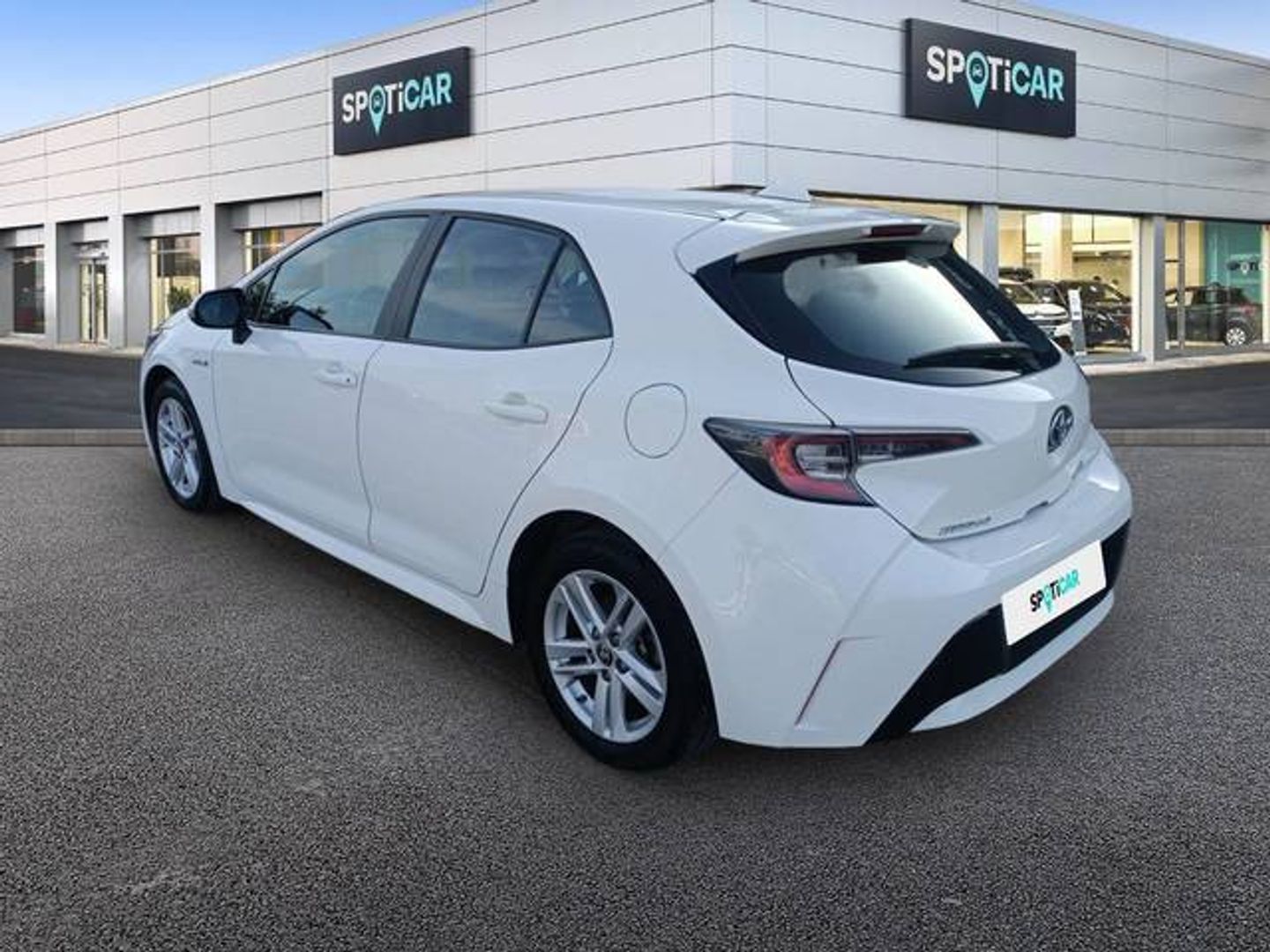 Toyota Corolla 1.8 125 Híbrido Active Tech E-CVT 90 kW (122 CV)