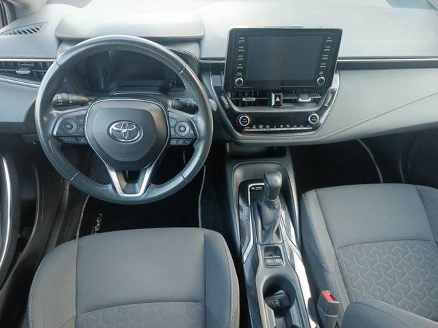 Toyota Corolla 1.8 125 Híbrido Active Tech E-CVT 90 kW (122 CV)