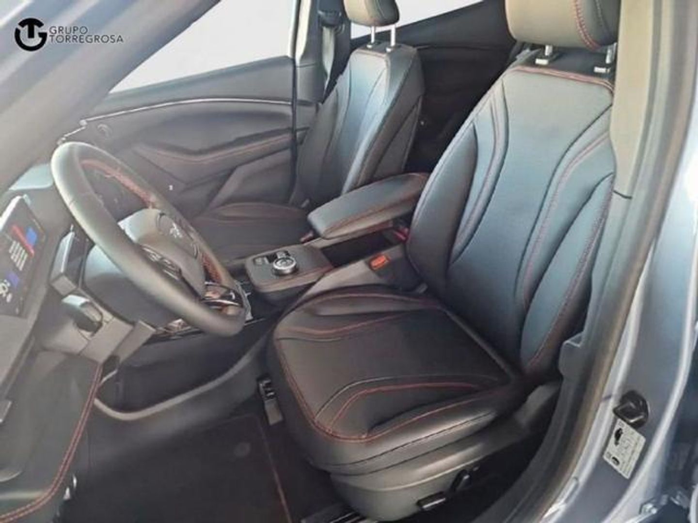Ford Mustang Mach-E AWD Batería 98.8Kwh 258 kW (351 CV)
