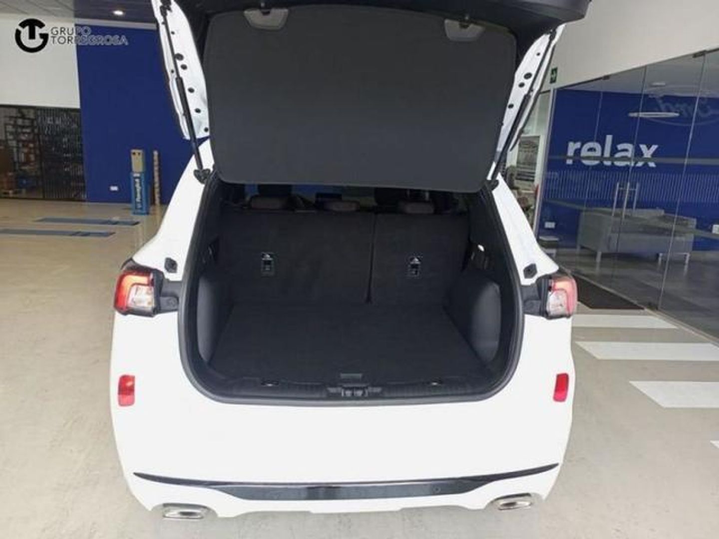 Ford Kuga 2.5 Duratec FHEV ST-Line Auto 140 kW (190 CV)
