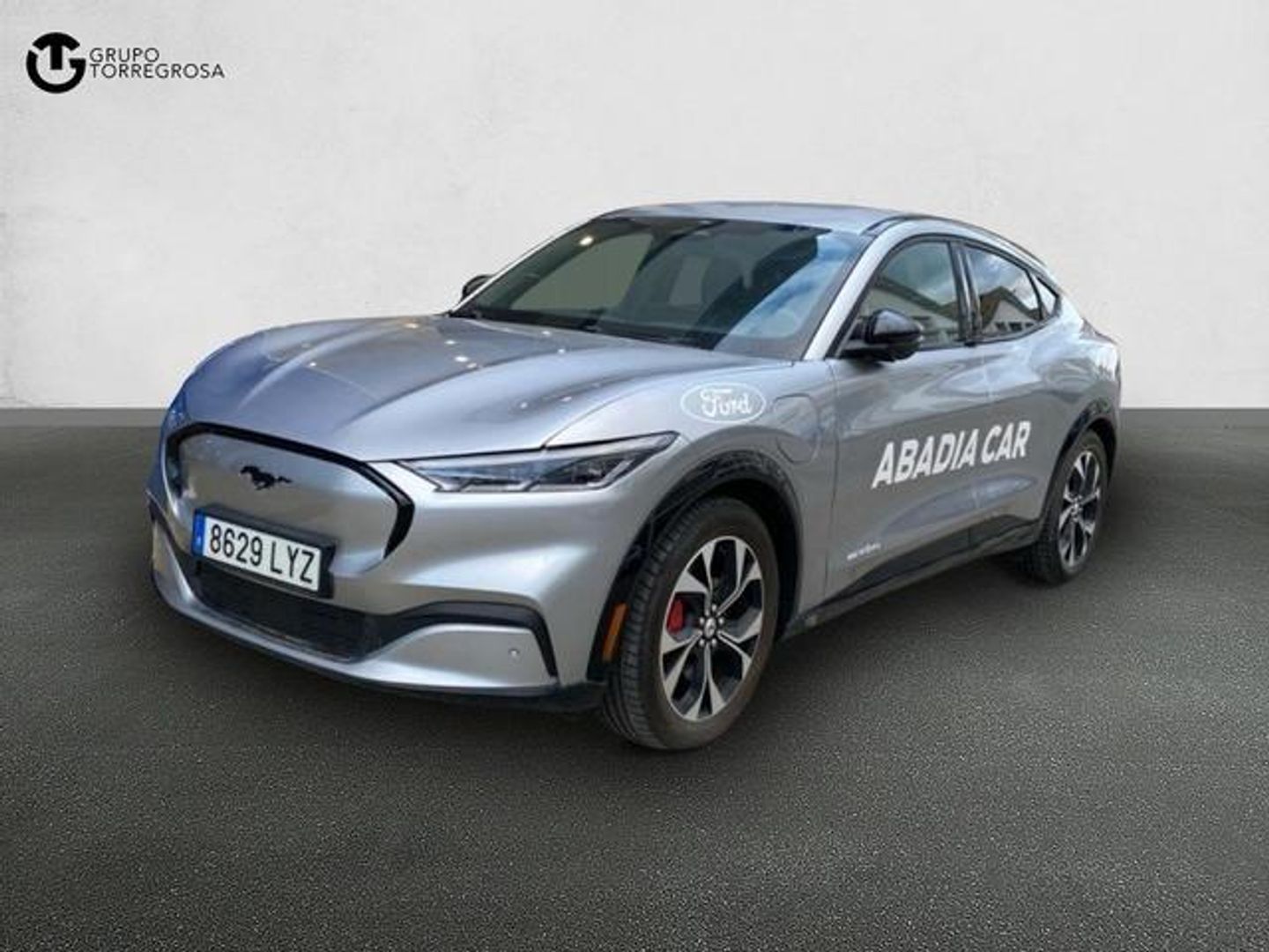 Ford Mustang Mach-E Batería 75.7Kwh AWD 198 kW (269 CV) Gris Plata All Terrain / Pick-up