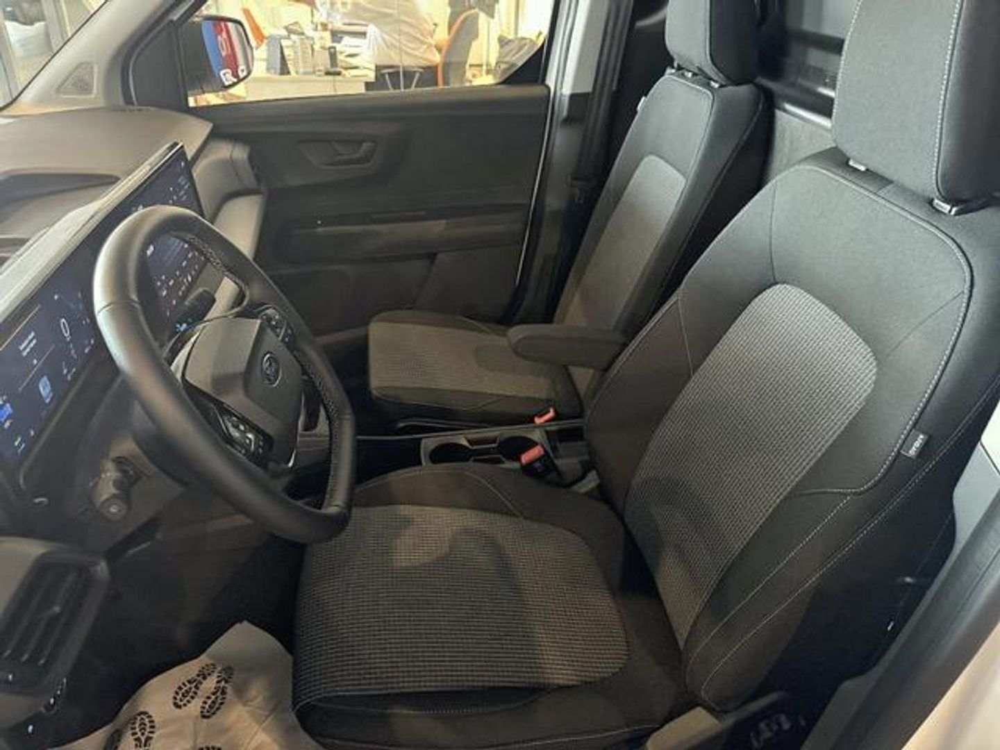 Ford Transit Courier Furgon BEV 54kWh Trend Auto 100 kW (136 CV)