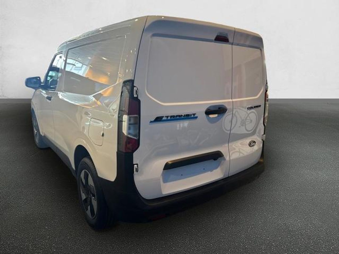 Ford Transit Courier Furgon BEV 54kWh Trend Auto 100 kW (136 CV)