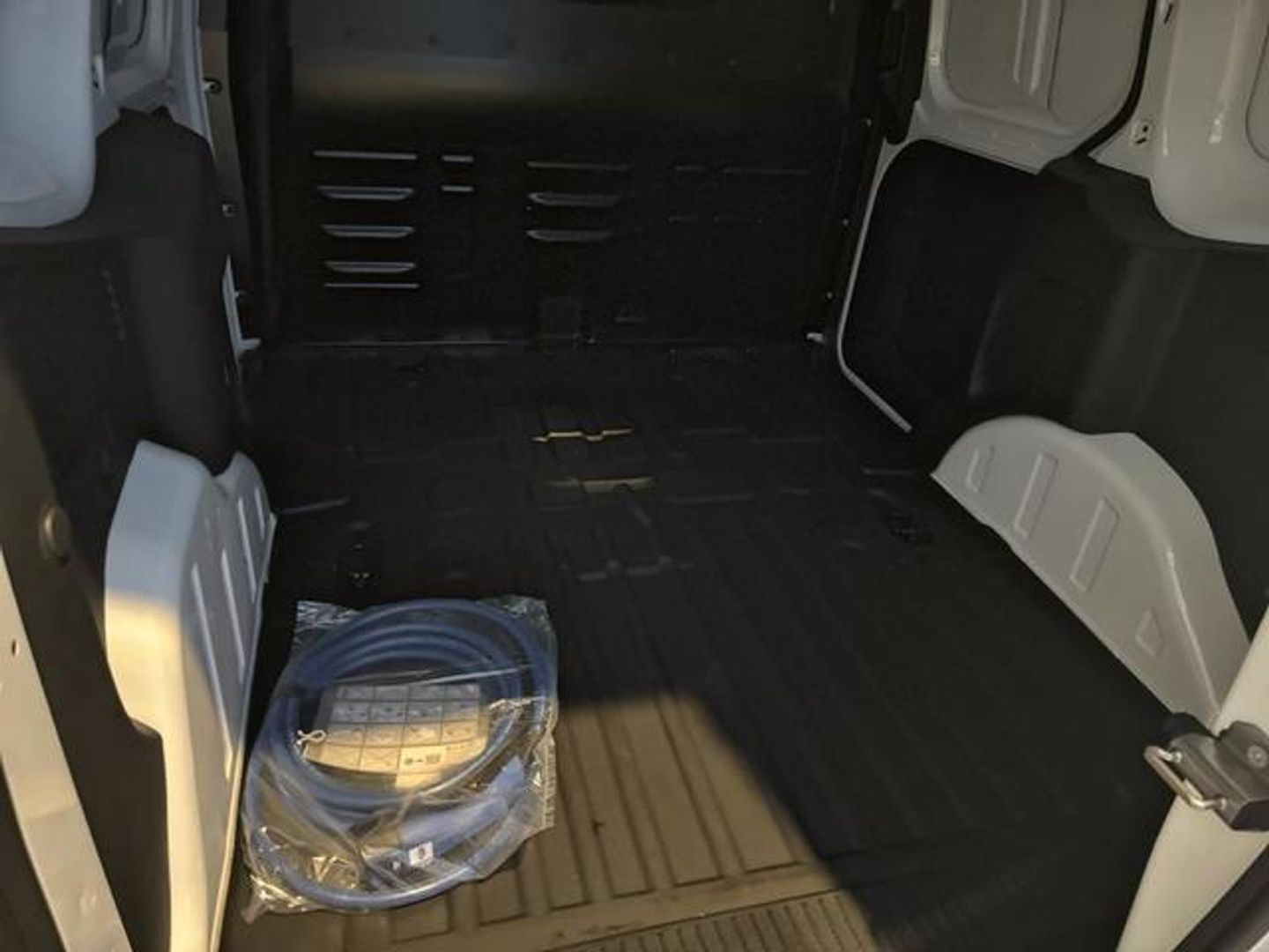 Ford Transit Courier Furgon BEV 54kWh Trend Auto 100 kW (136 CV)