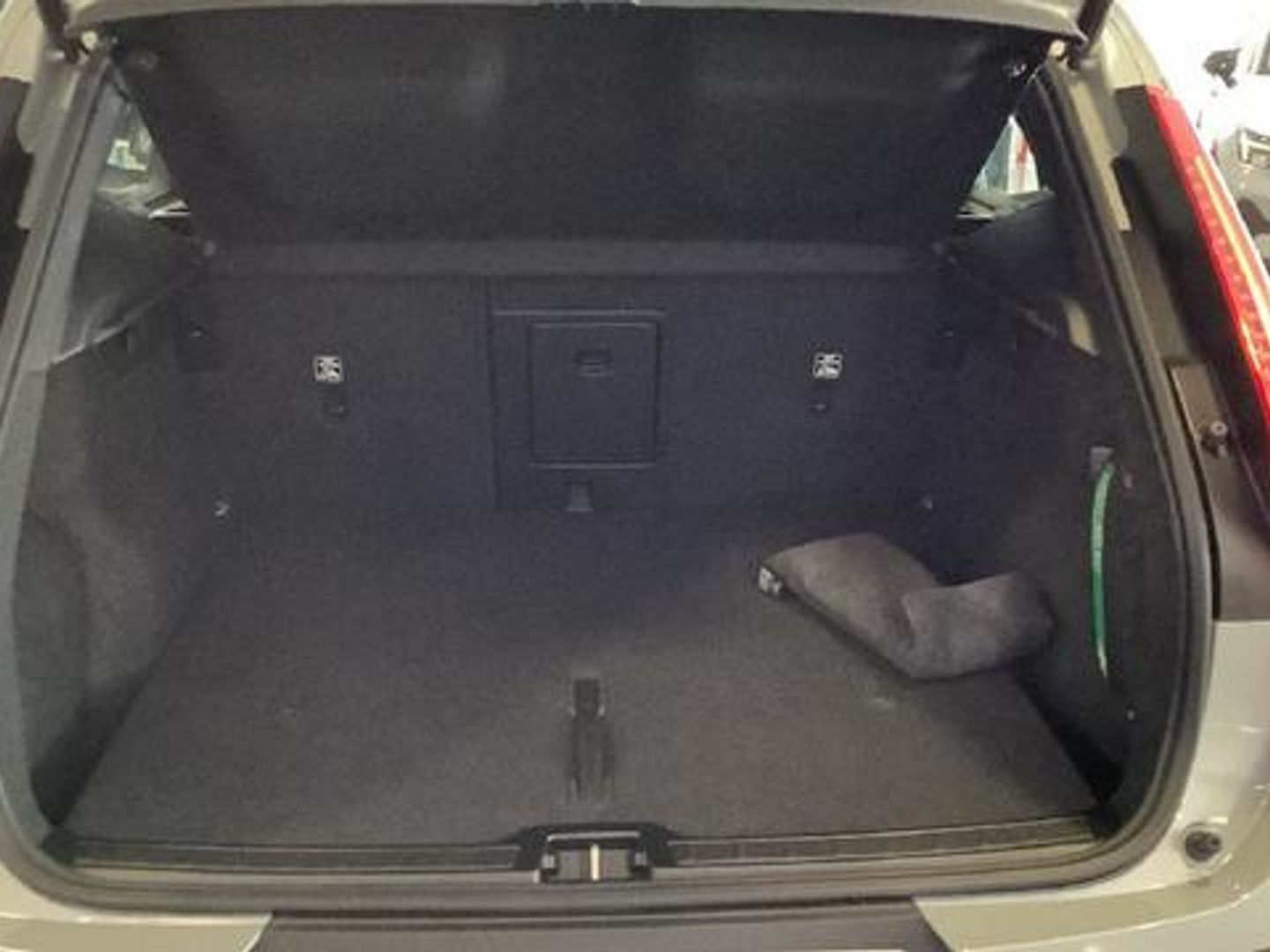 Volvo XC40 B3 G Plus Dark Auto 120 kW (163 CV)