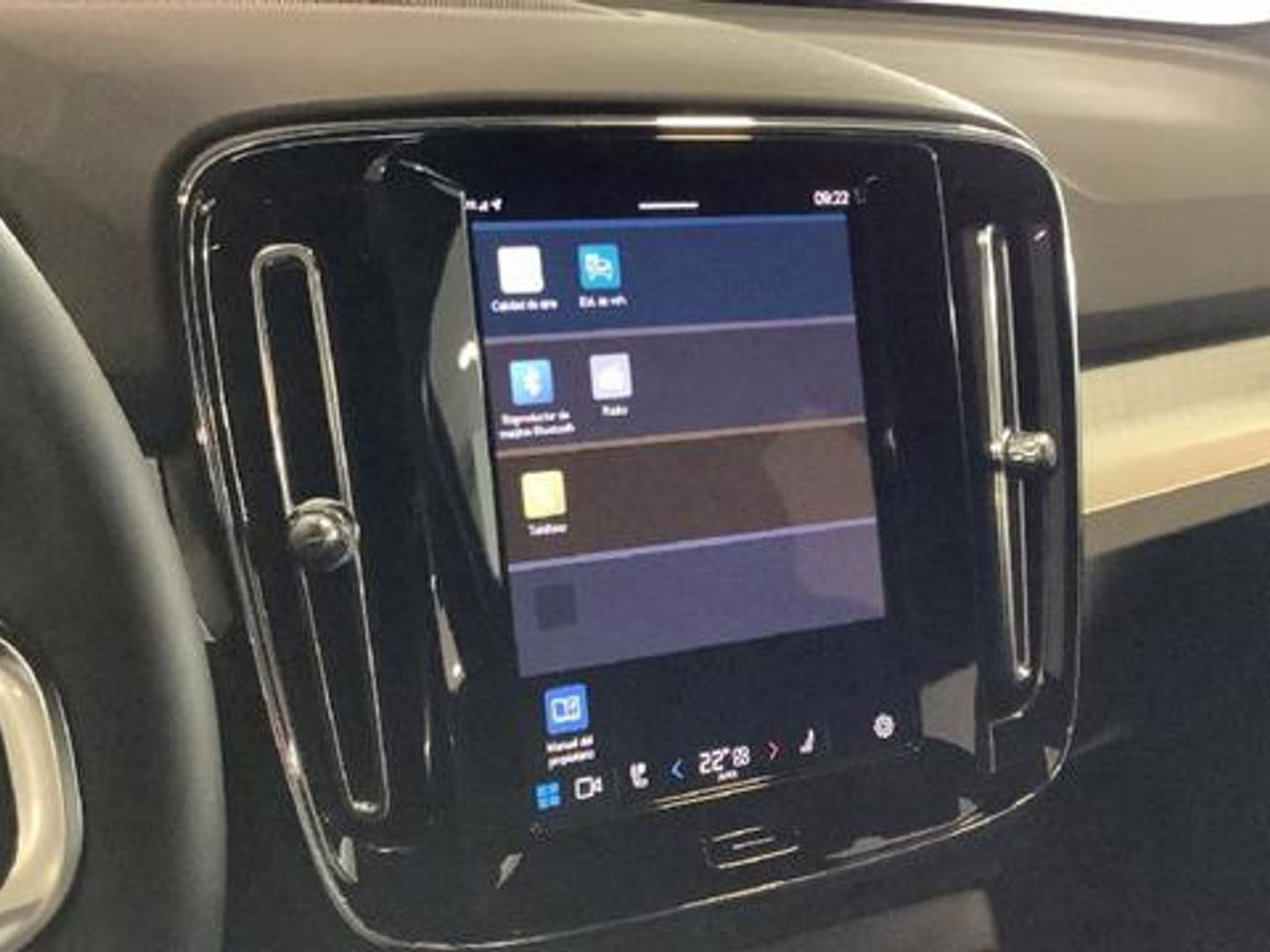 Volvo XC40 B3 G Plus Dark Auto 120 kW (163 CV)