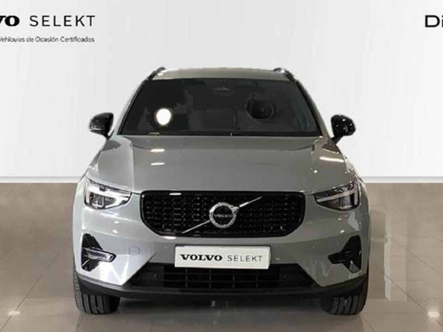 Volvo XC40 B3 G Plus Dark Auto 120 kW (163 CV)