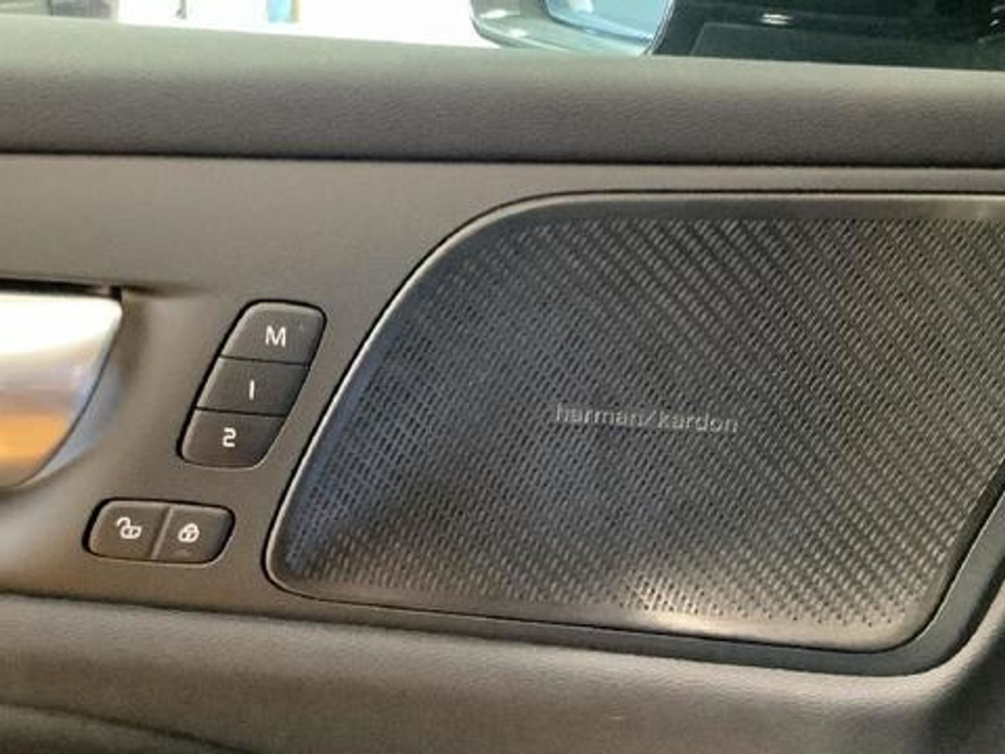 Volvo V60 B4 D Ultimate Dark Auto 145 kW (197 CV)