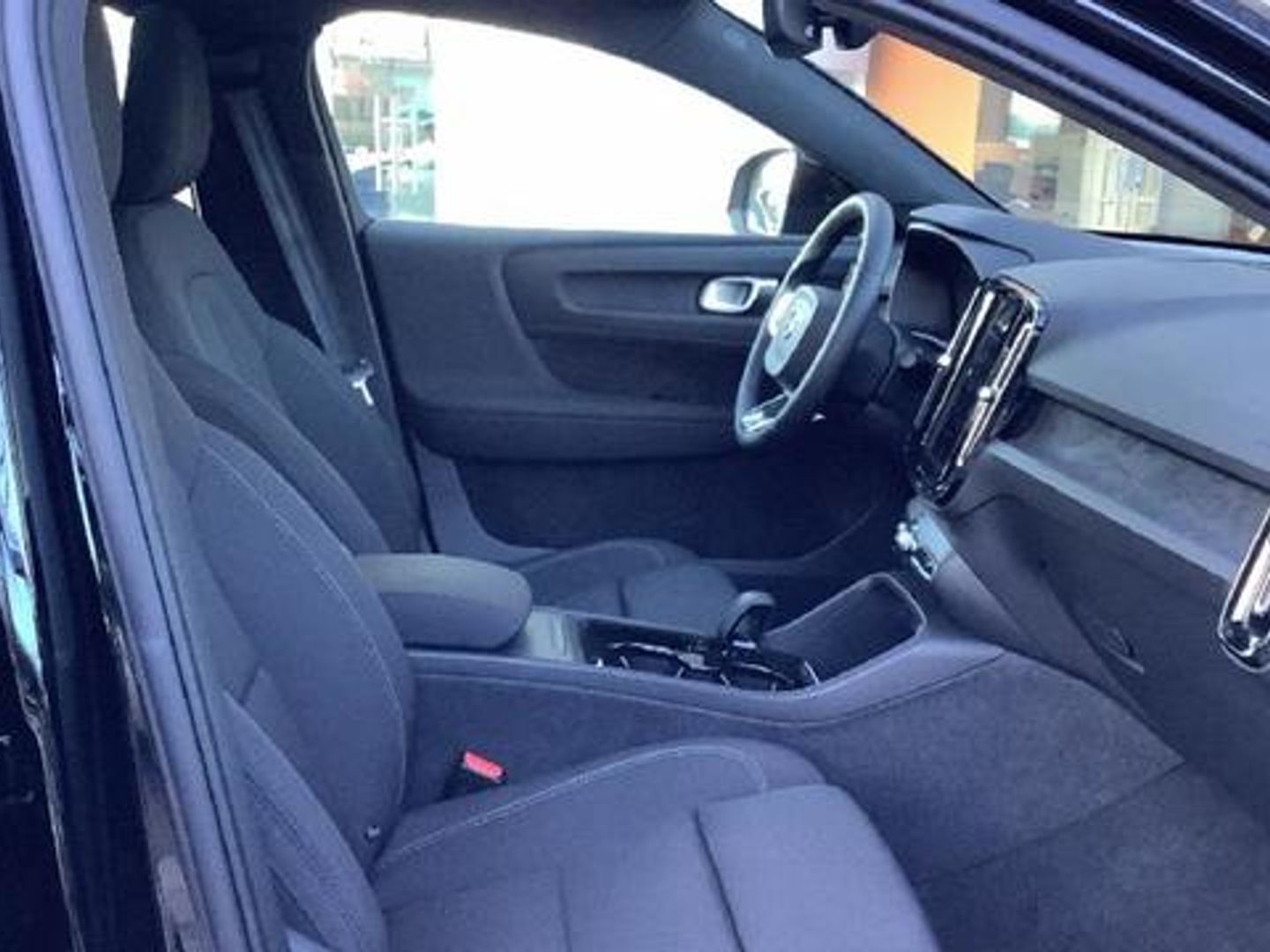 Volvo C40 Eléctrico Single Extended Recharge Core Auto 185 kW (252 CV)