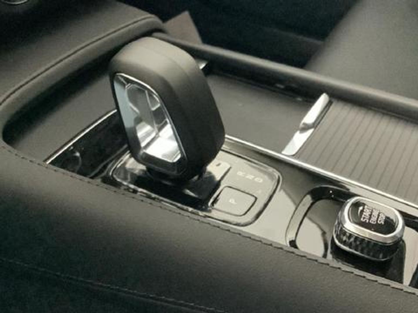 Volvo V90 B4 D Plus Dark Auto 145 kW (197 CV)