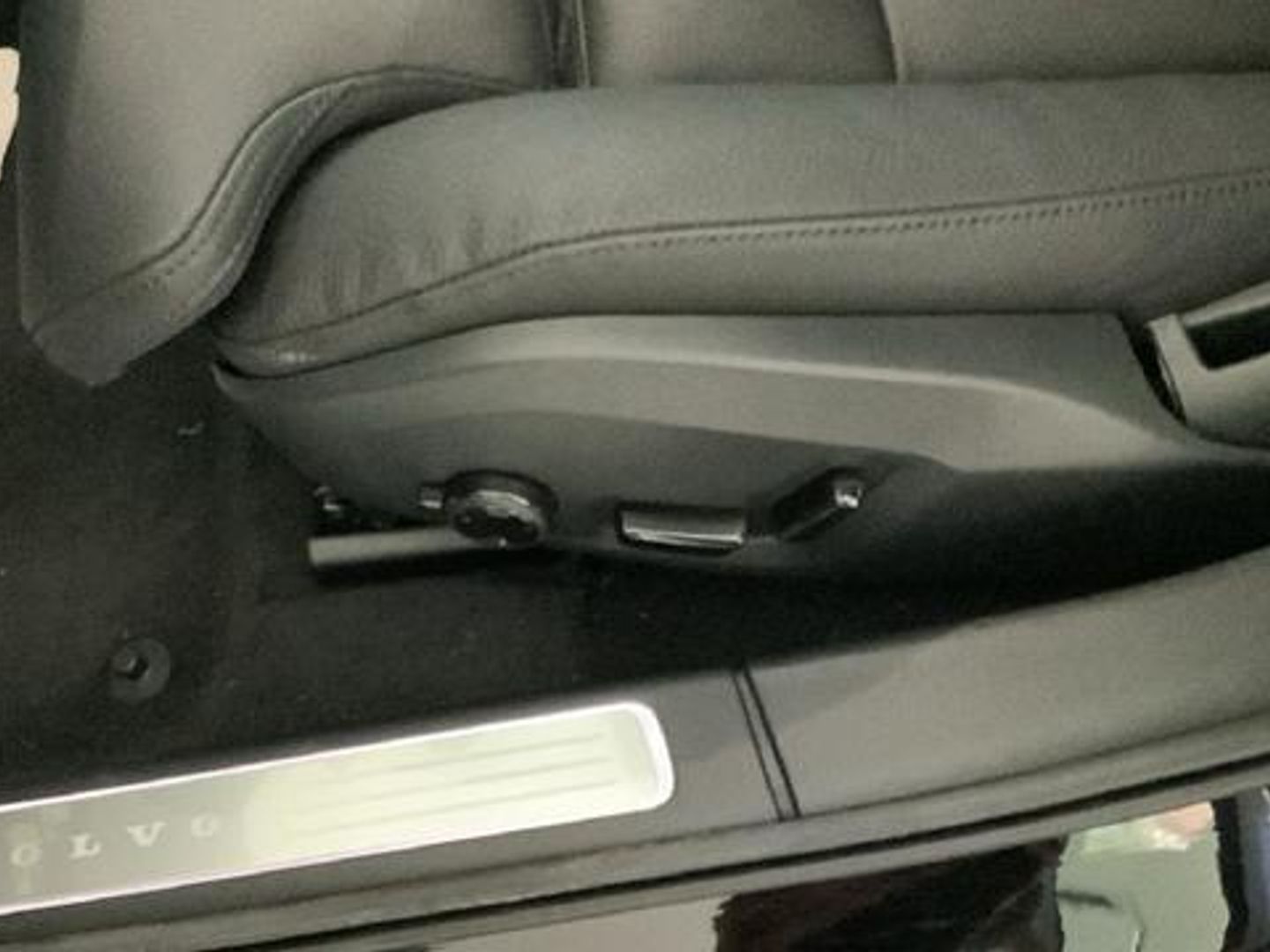 Volvo V90 B4 D Plus Dark Auto 145 kW (197 CV)