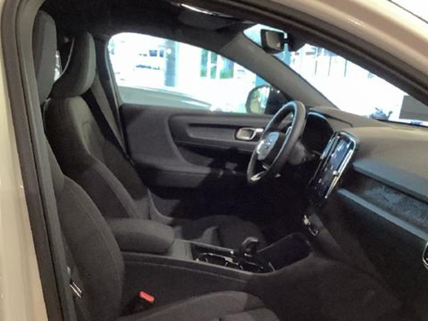 Volvo C40 Eléctrico Single Extended Recharge Core Auto 185 kW (252 CV)