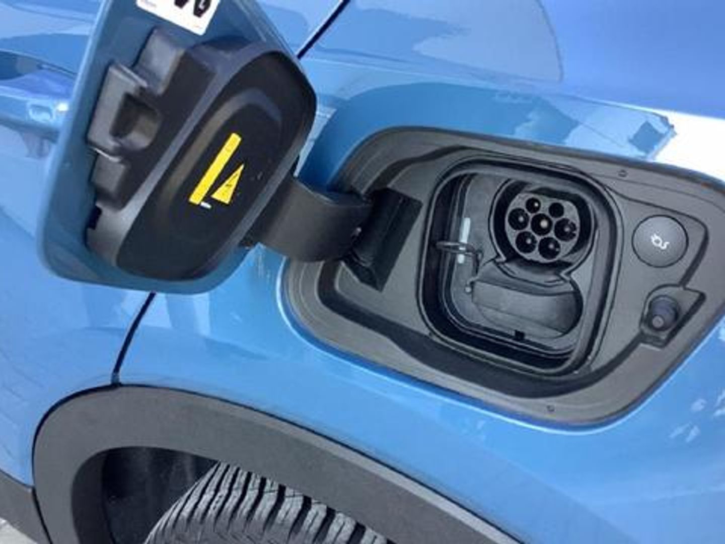 Volvo XC40 P8 Recharge Ultimate 170 kW (231 CV)