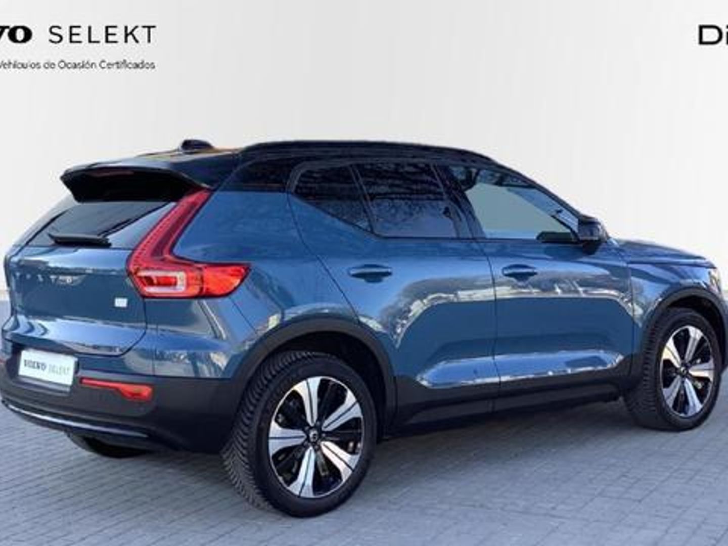Volvo XC40 P8 Recharge Ultimate 170 kW (231 CV)