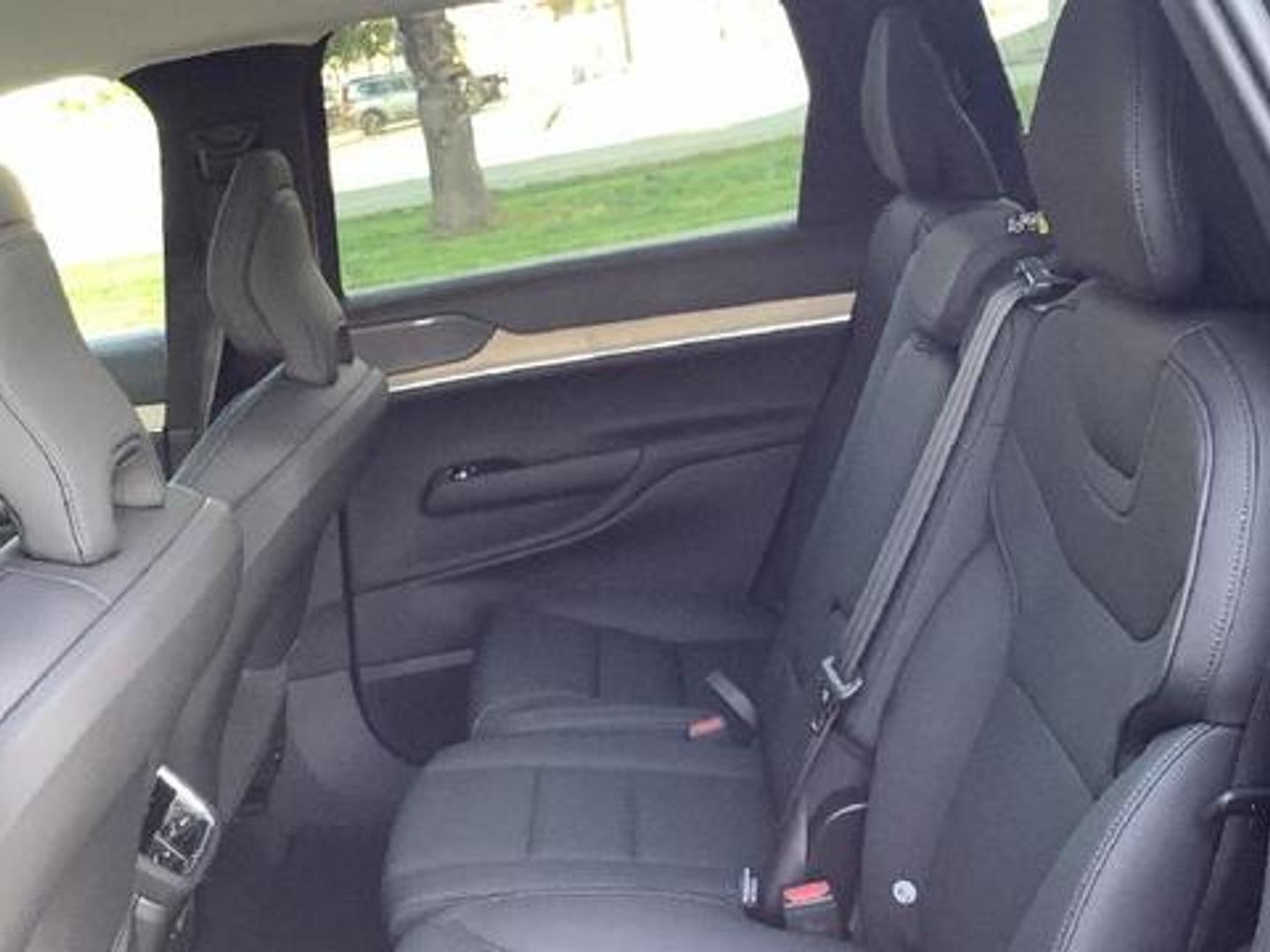 Volvo EX90 Twin BEV Ultra eAWD 300 kW (408 CV) Gris All Terrain / Pick-up