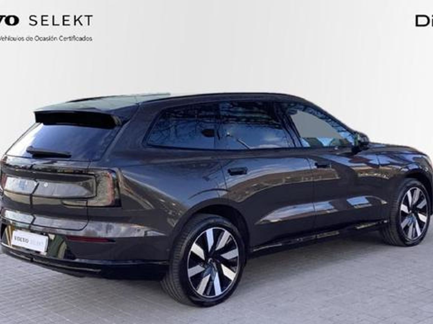 Volvo EX90 Twin BEV Ultra eAWD 300 kW (408 CV) Gris All Terrain / Pick-up