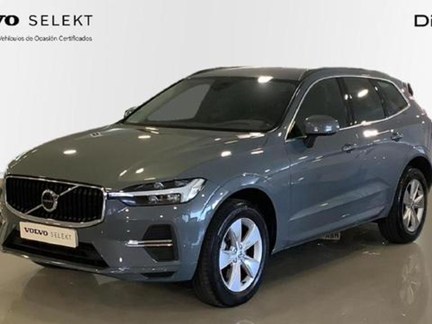 Volvo XC60 B4 D Core Auto 145 kW (197 CV) Gris All Terrain / Pick-up