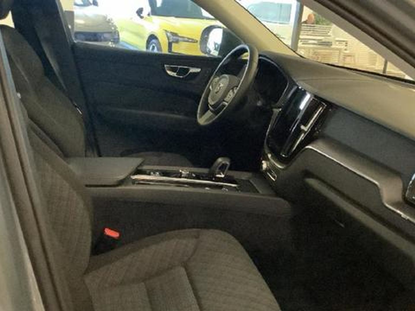 Volvo XC60 B4 D Core Auto 145 kW (197 CV)