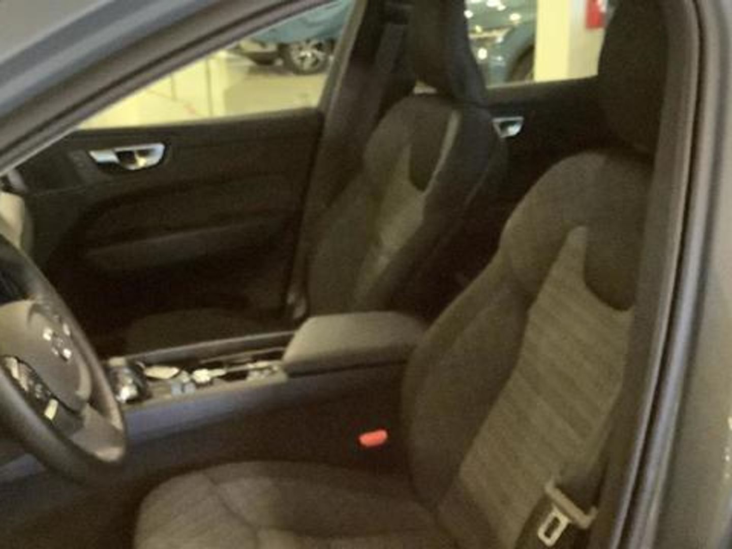 Volvo XC60 B4 D Core Auto 145 kW (197 CV)