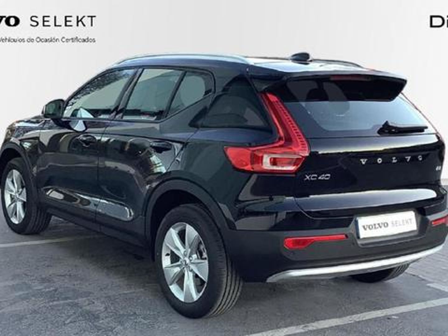 Volvo XC40 B3 G Core Auto 120 kW (163 CV)